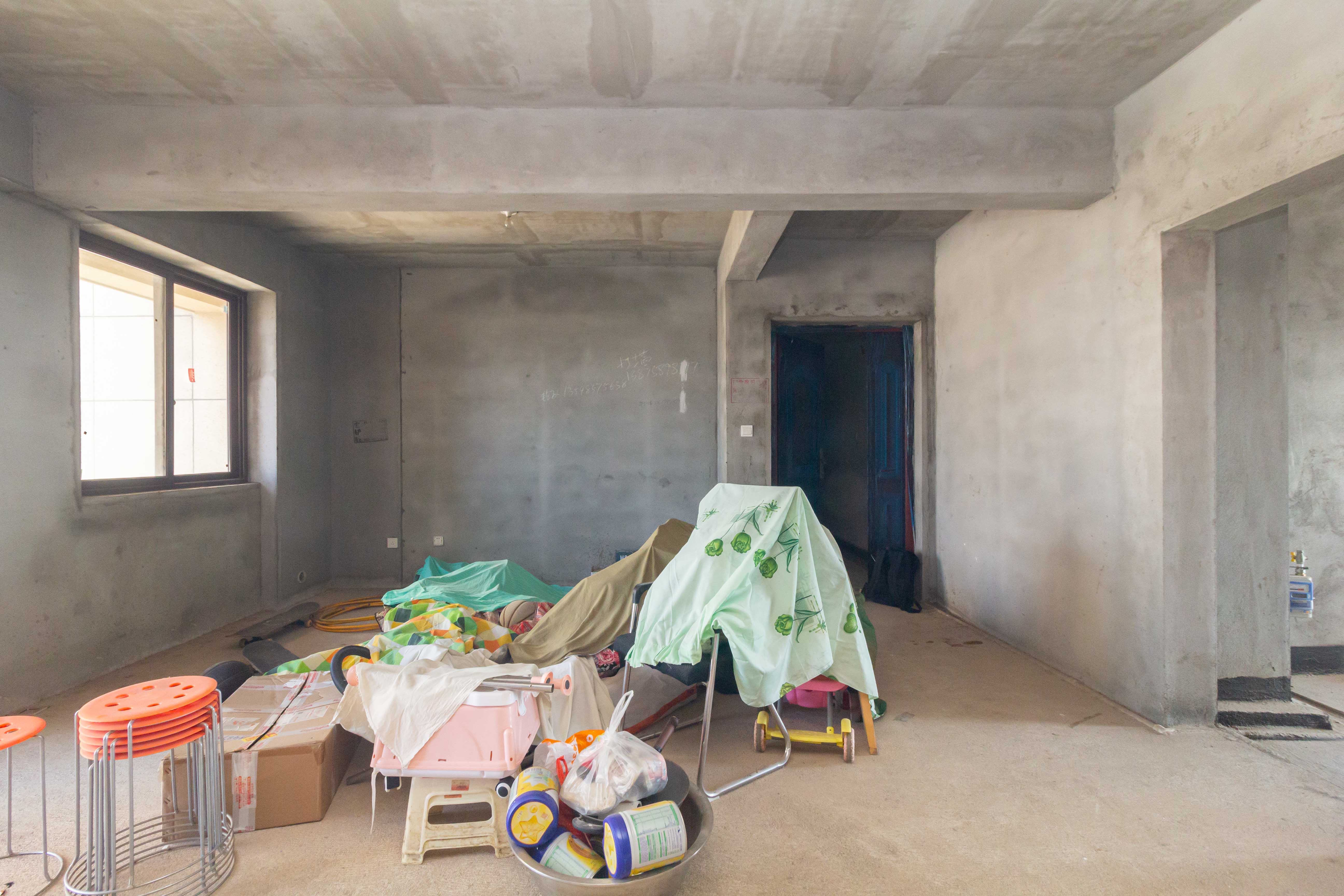 东方美地 3室2厅2卫 87.5万 东方美地 3室2厅2卫 87.5万客厅