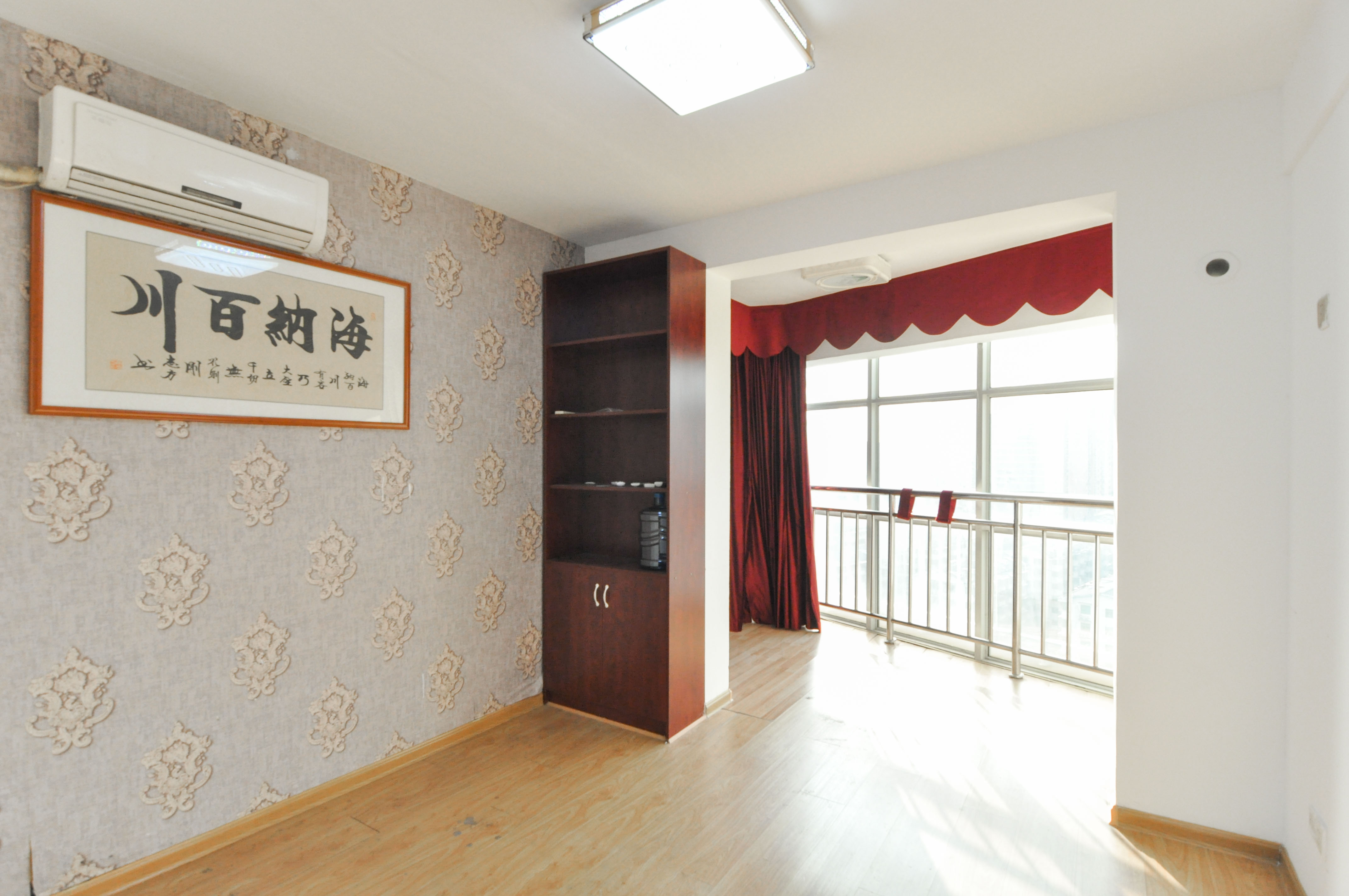 玛依拉山庄  2室1厅1卫   70.00万其他