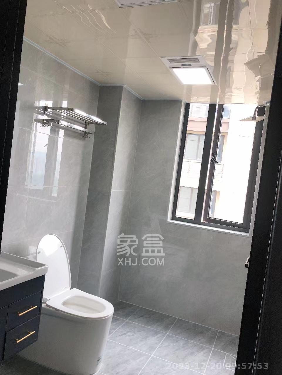 澳海望洲府  3室2厅2卫   2000.00元/月室内图