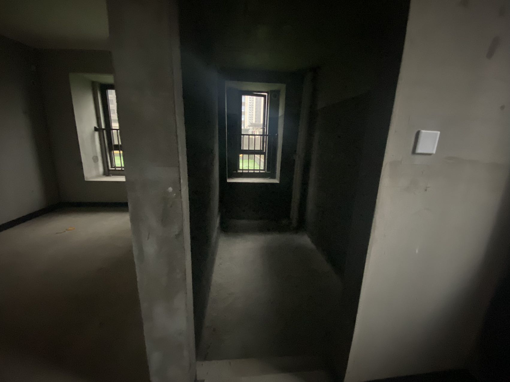 建发央著  4室2厅2卫    110.0万 建发央著  4室2厅2卫    110.0万室内图