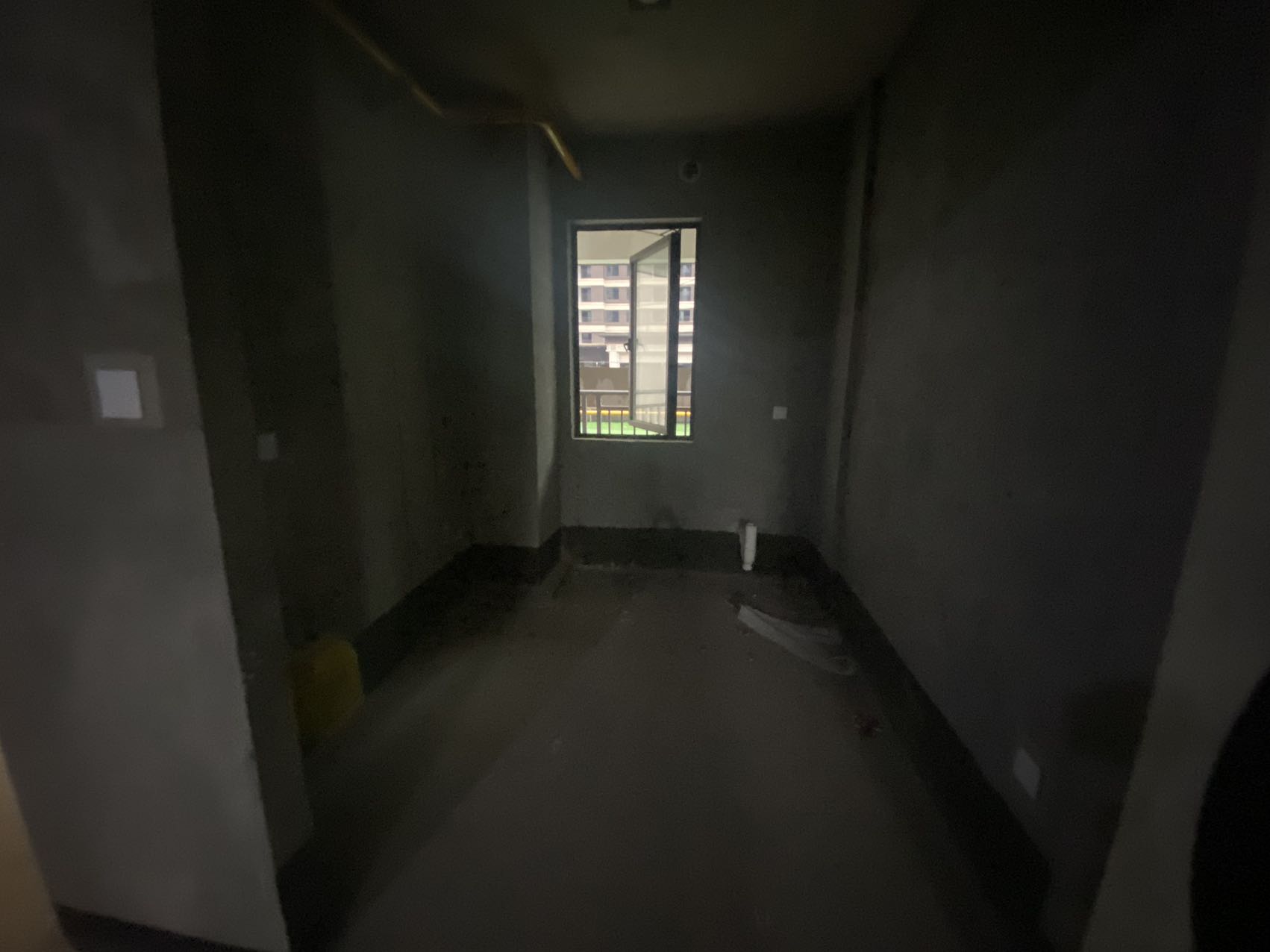 建发央著  4室2厅2卫    110.0万 建发央著  4室2厅2卫    110.0万室内图