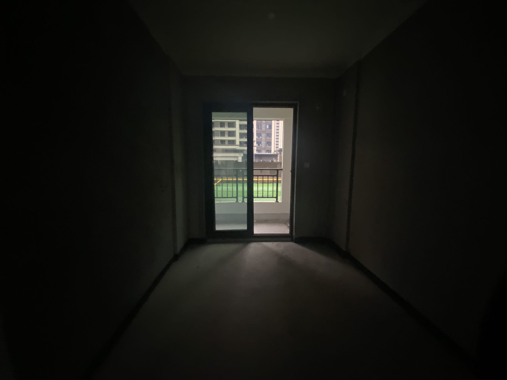 建发央著  4室2厅2卫    110.0万 建发央著  4室2厅2卫    110.0万室内图