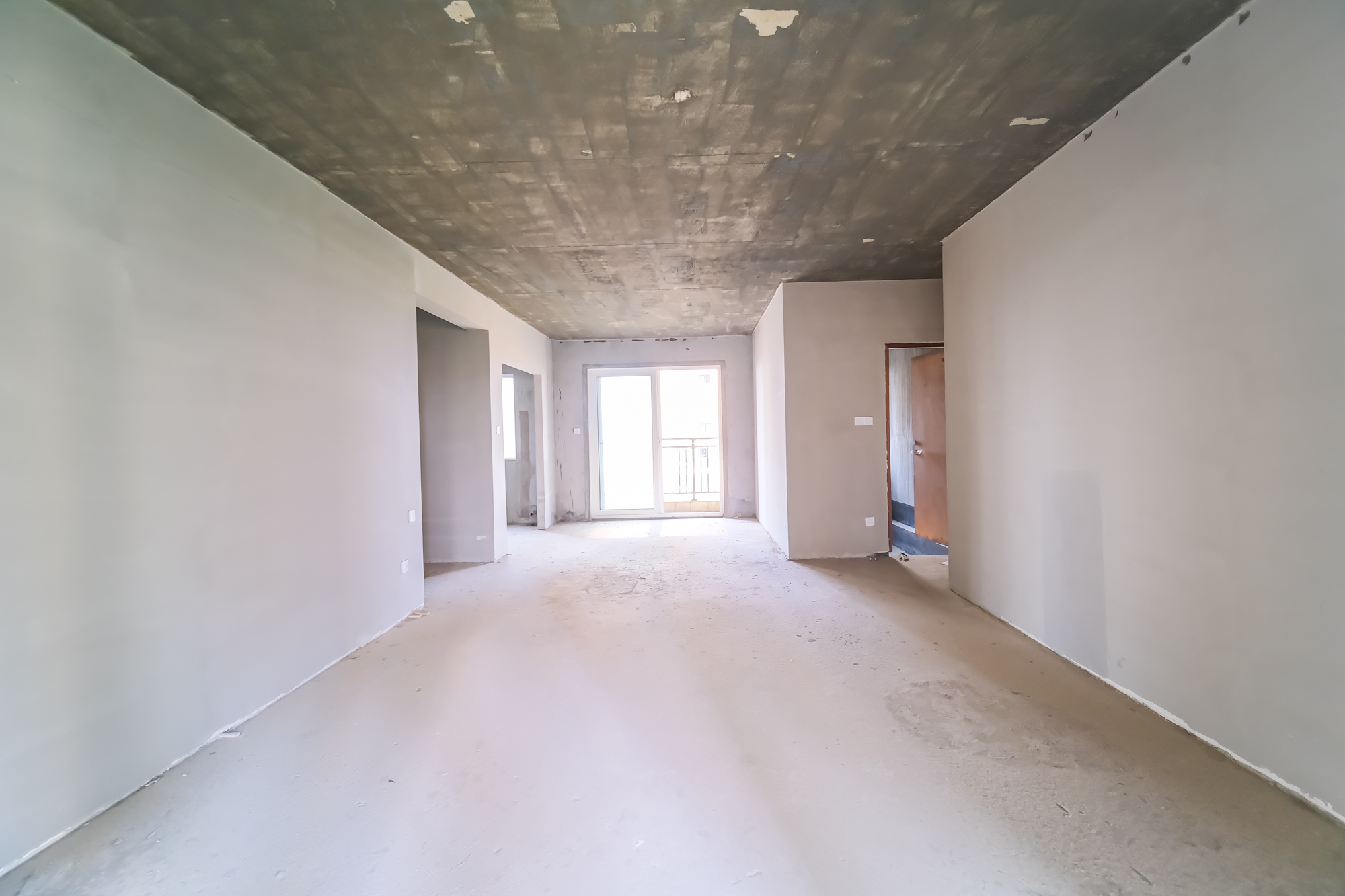 保利香槟国际 5室2厅2卫 102.0万 保利香槟国际 5室2厅2卫 102.0万客厅