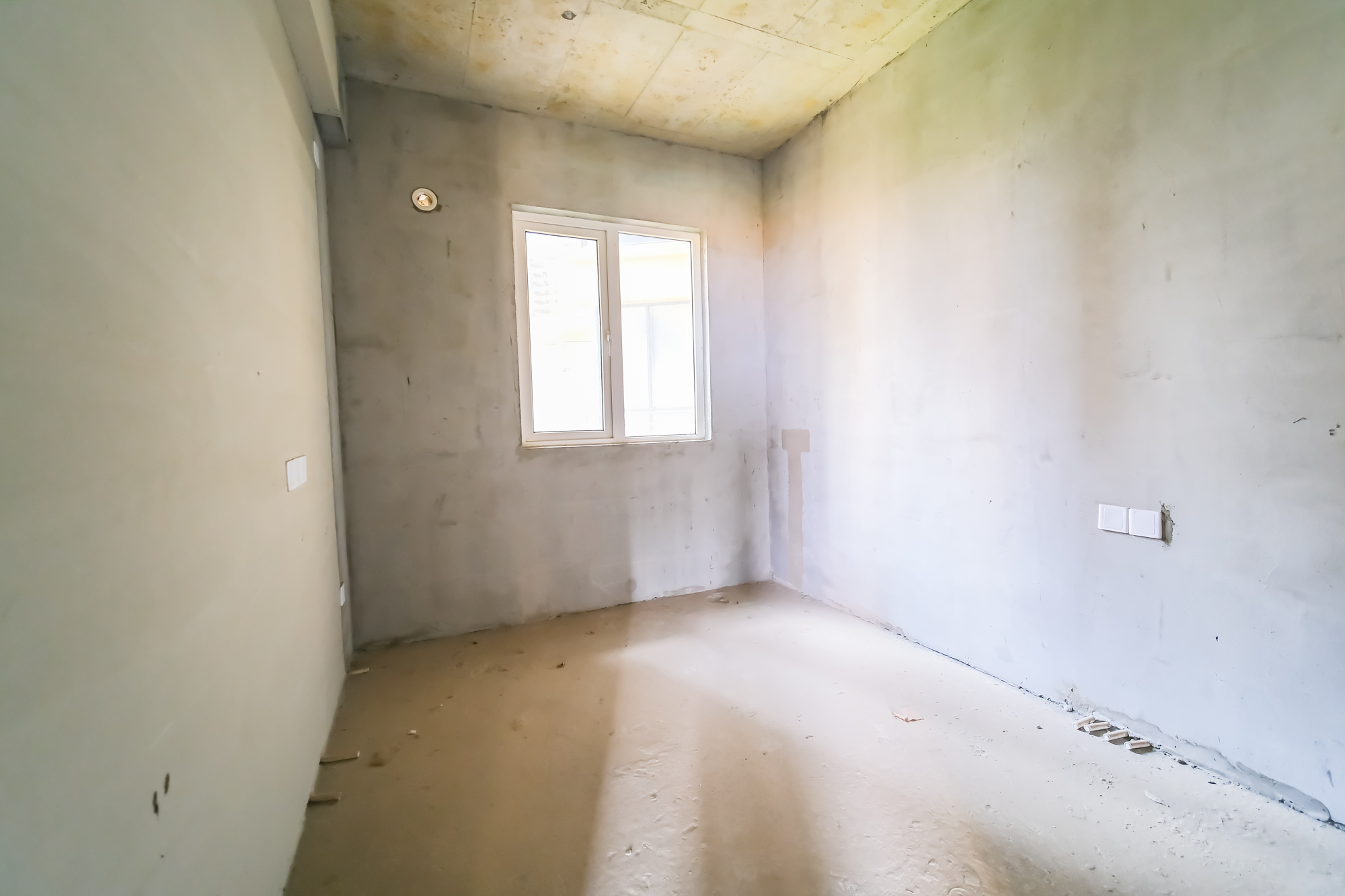 保利香槟国际 5室2厅2卫 102.0万 保利香槟国际 5室2厅2卫 102.0万卧室