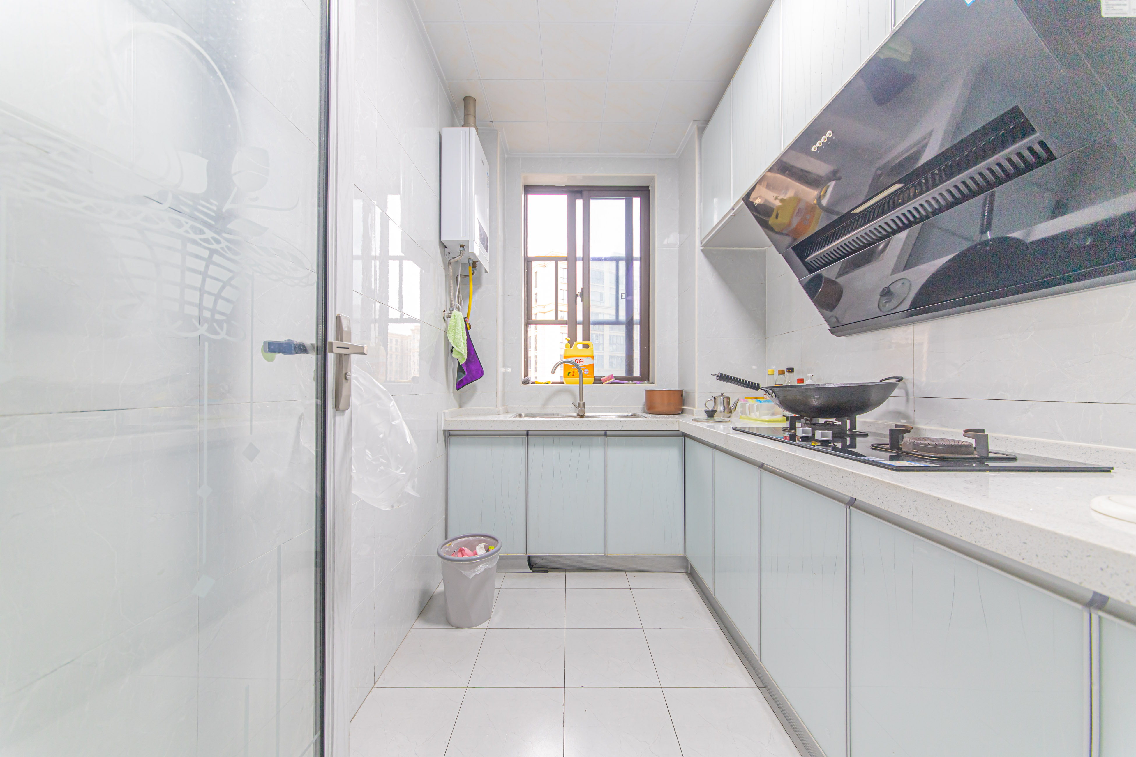 鑫远悦城（鑫远悦时代）  3室2厅2卫    145.0万厨房