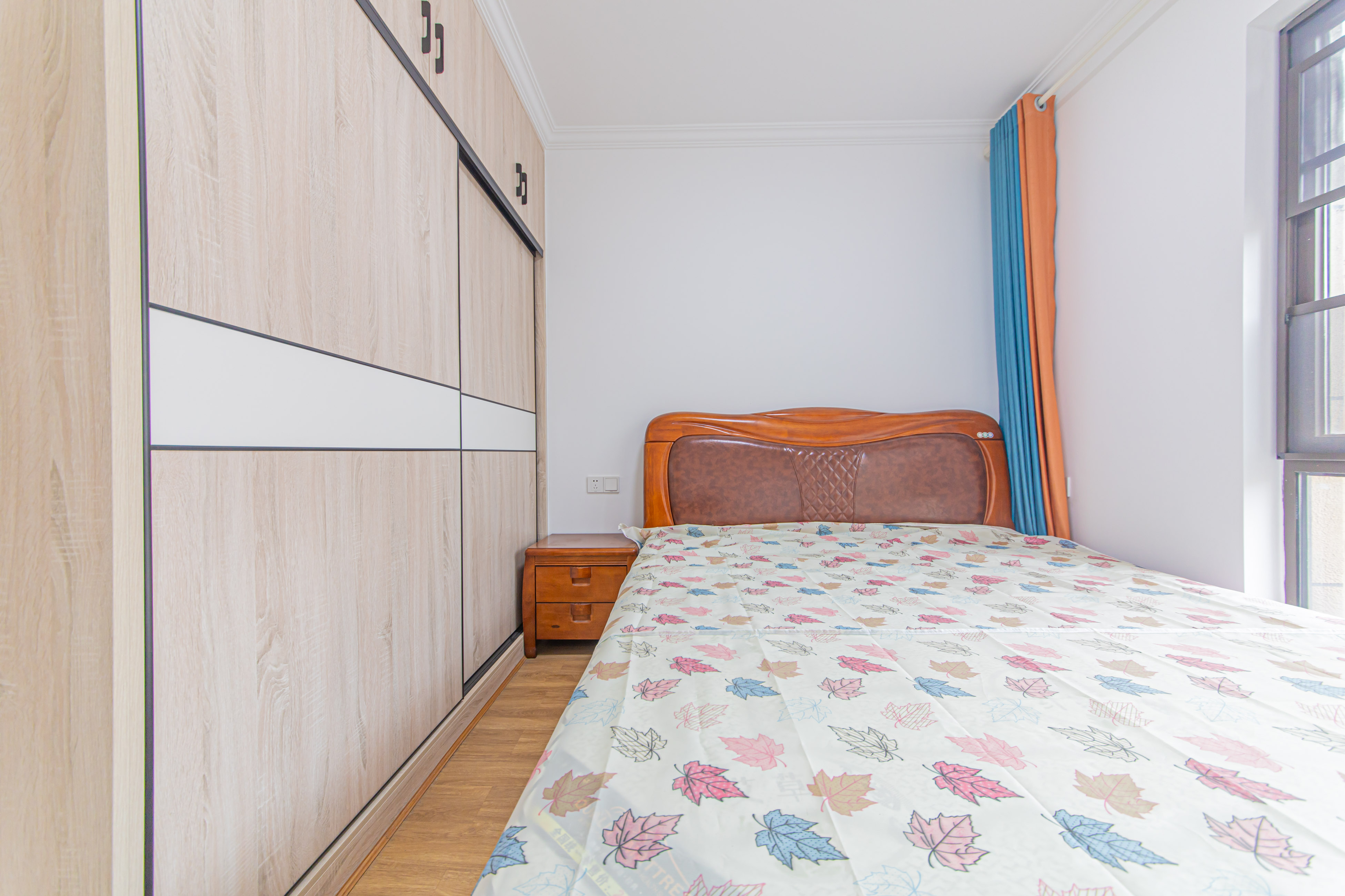 鑫远悦城（鑫远悦时代）  3室2厅2卫    145.0万卧室