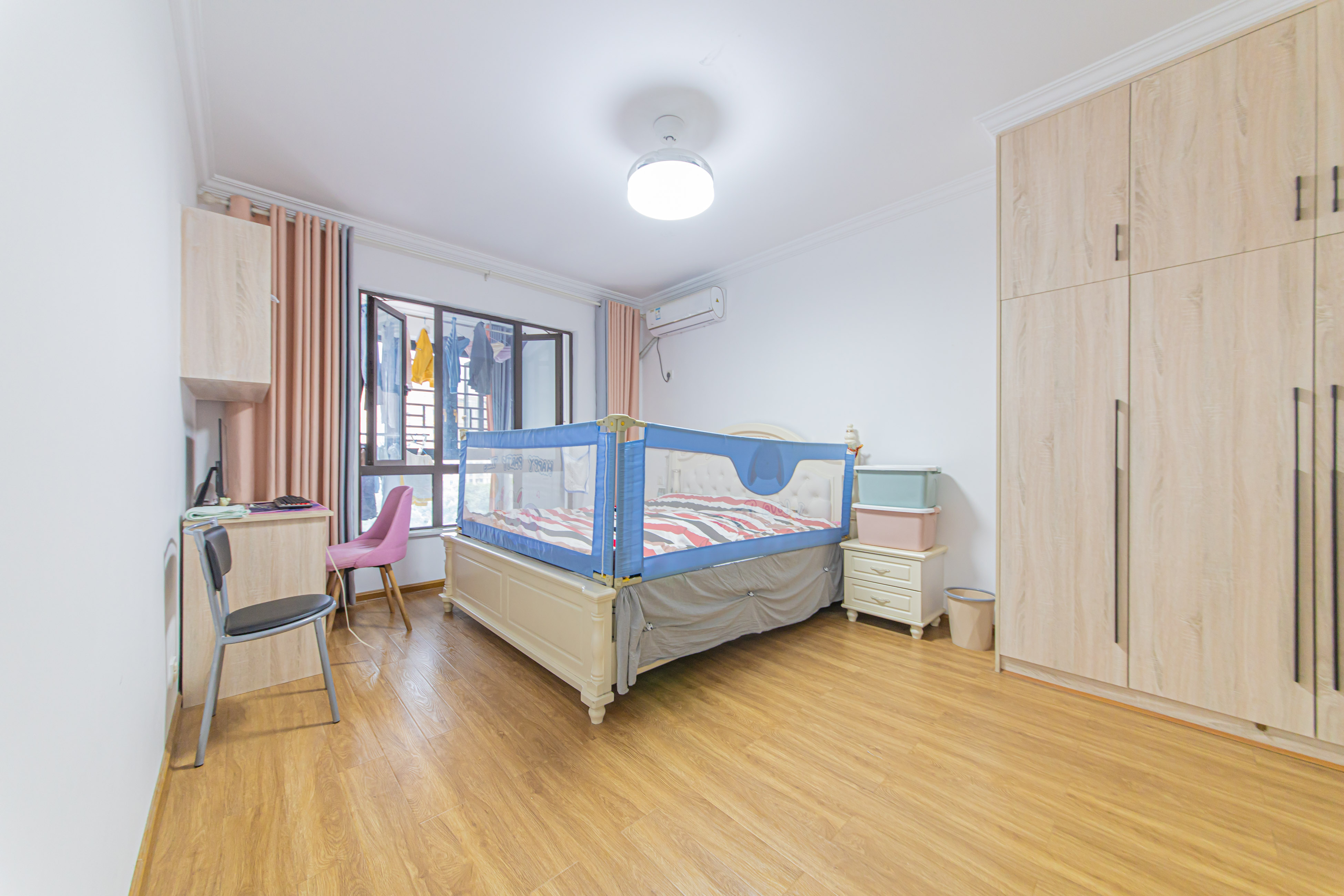 鑫远悦城（鑫远悦时代）  3室2厅2卫    145.0万卧室