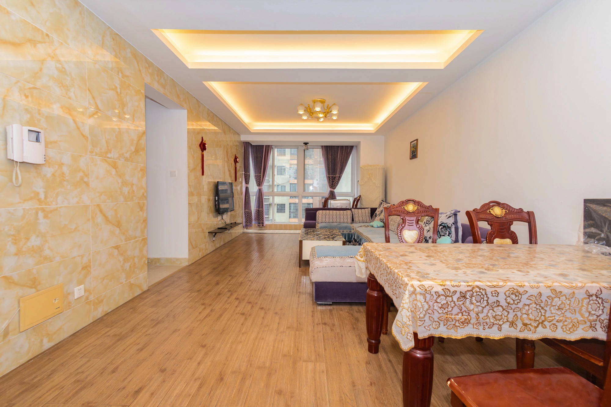 楚天世纪城东苑 2室2厅1卫 52.0万 楚天世纪城东苑 2室2厅1卫 52.0万客厅