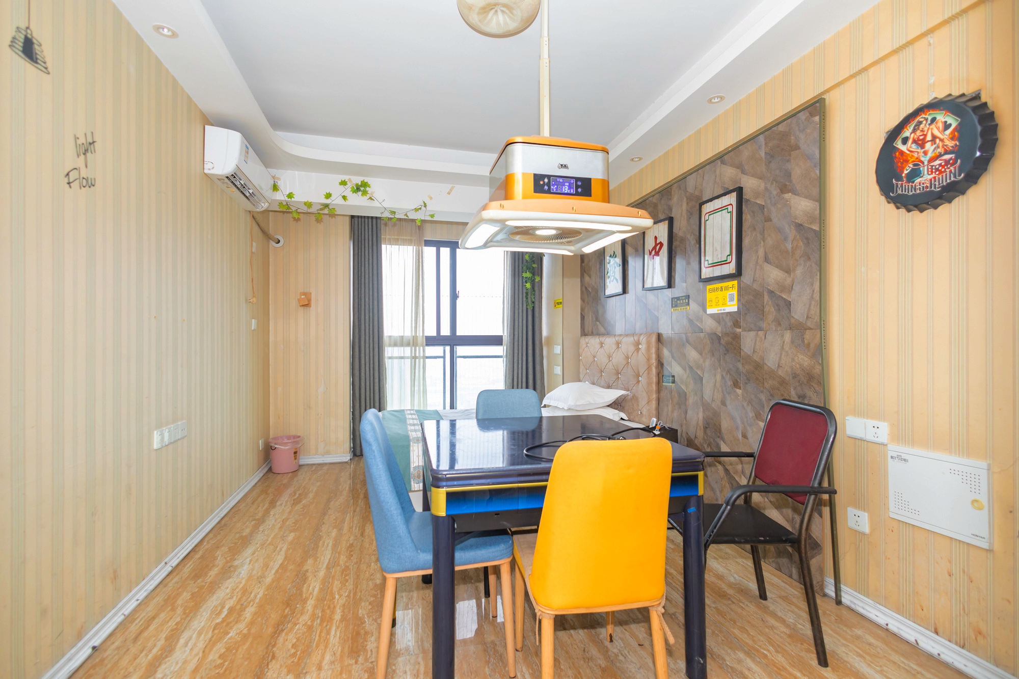 金科时代中心 1室1厅1卫 18.78万 金科时代中心 1室1厅1卫 18.78万客厅