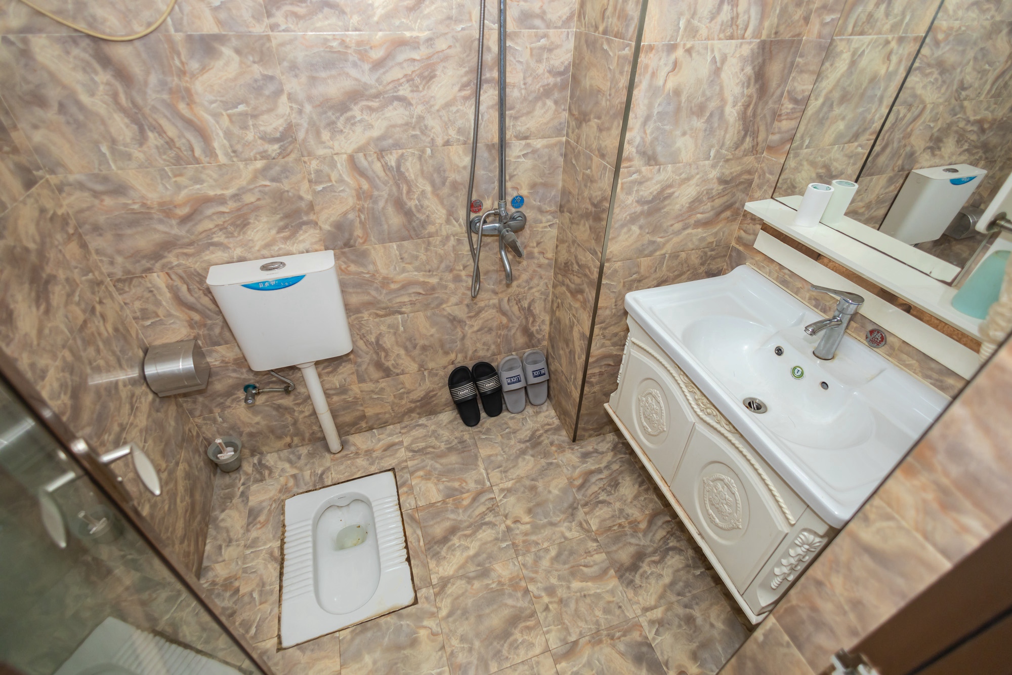 金科时代中心 1室1厅1卫 18.78万 金科时代中心 1室1厅1卫 18.78万卫生间