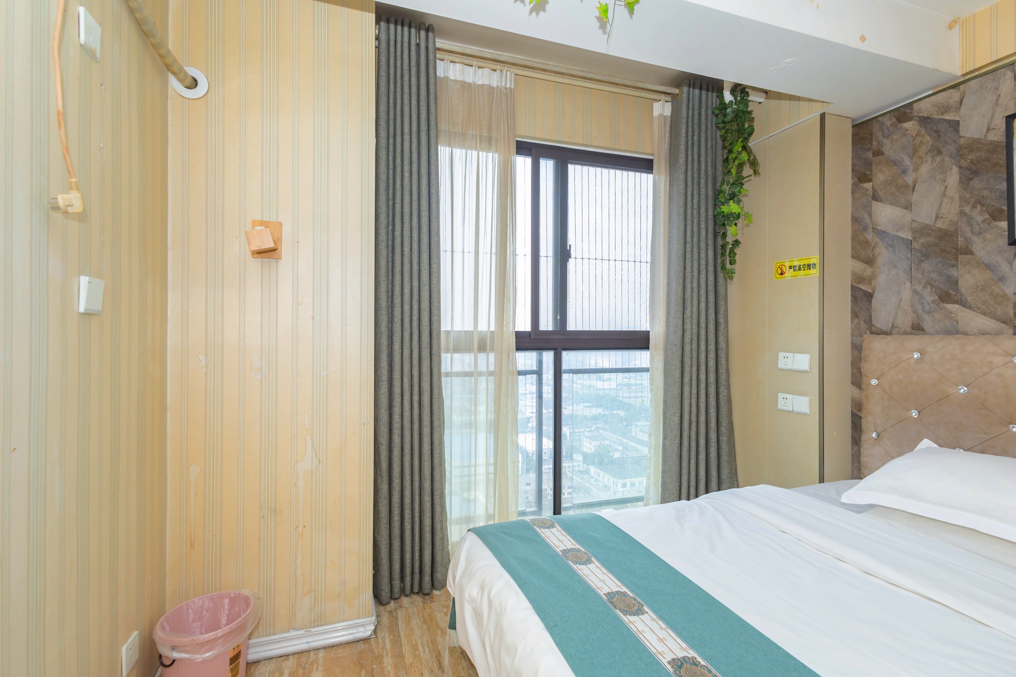 金科时代中心 1室1厅1卫 18.78万 金科时代中心 1室1厅1卫 18.78万阳台