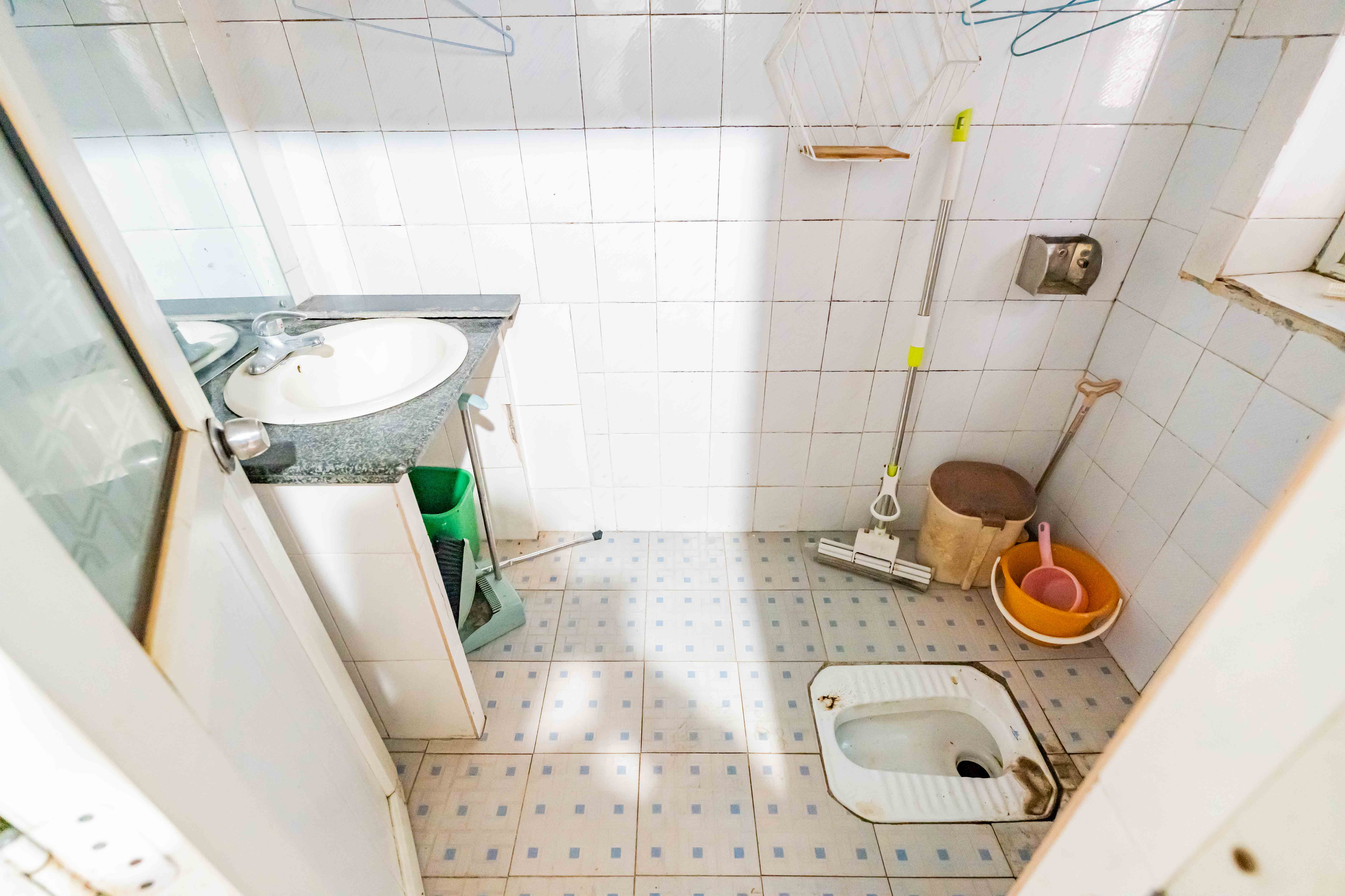 通泰街商居楼 3室1厅1卫 60.8万 通泰街商居楼 3室1厅1卫 60.8万卫生间