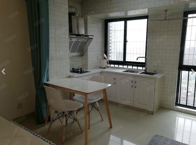 中建岳阳中心  1室1厅1卫   1500.00元/月室内图