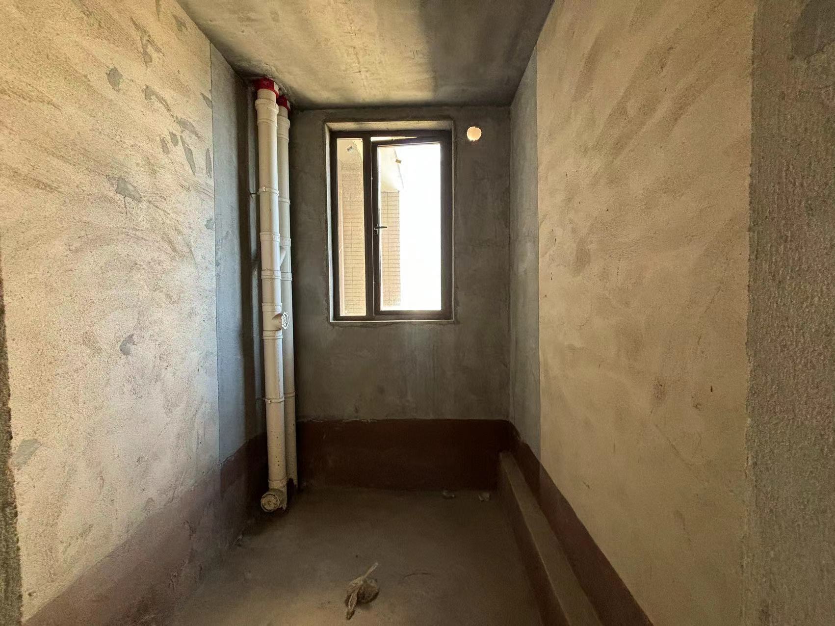 中泰财富湘江 4室2厅2卫 108.0万 中泰财富湘江 4室2厅2卫 108.0万室内图