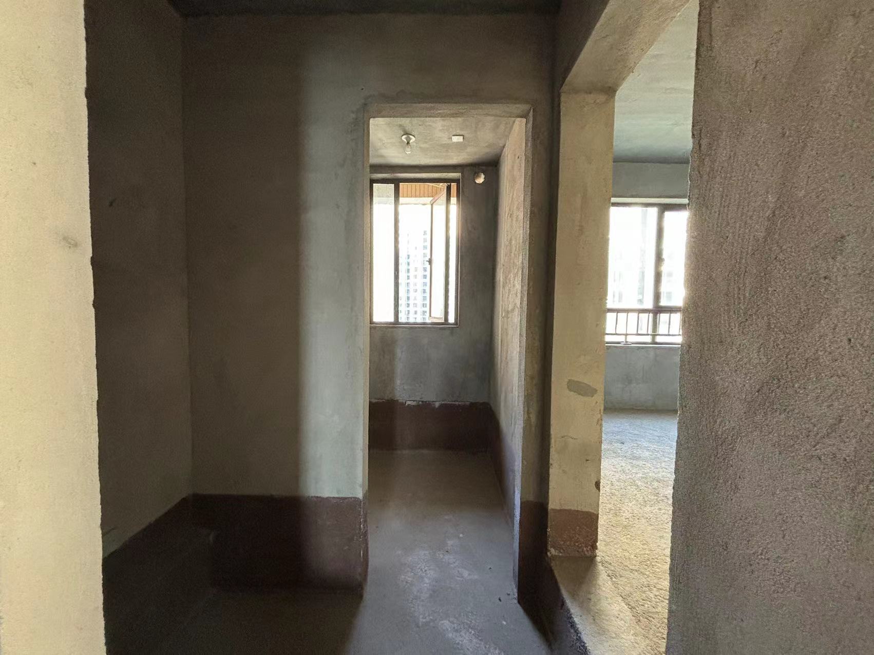 中泰财富湘江 4室2厅2卫 108.0万 中泰财富湘江 4室2厅2卫 108.0万室内图