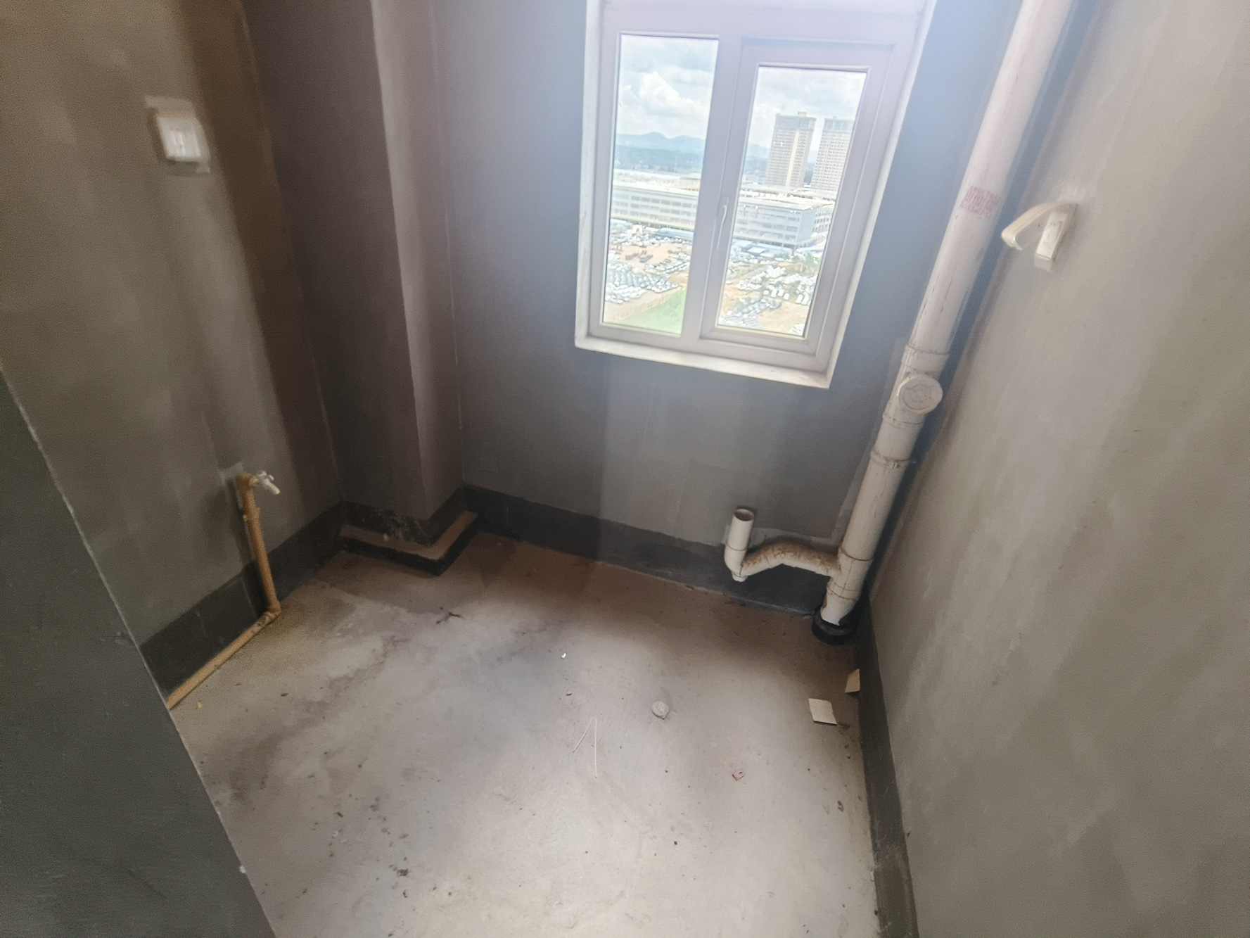 和悦城(蟠龙景苑) 4室2厅2卫 80.0万 和悦城(蟠龙景苑) 4室2厅2卫 80.0万厨房