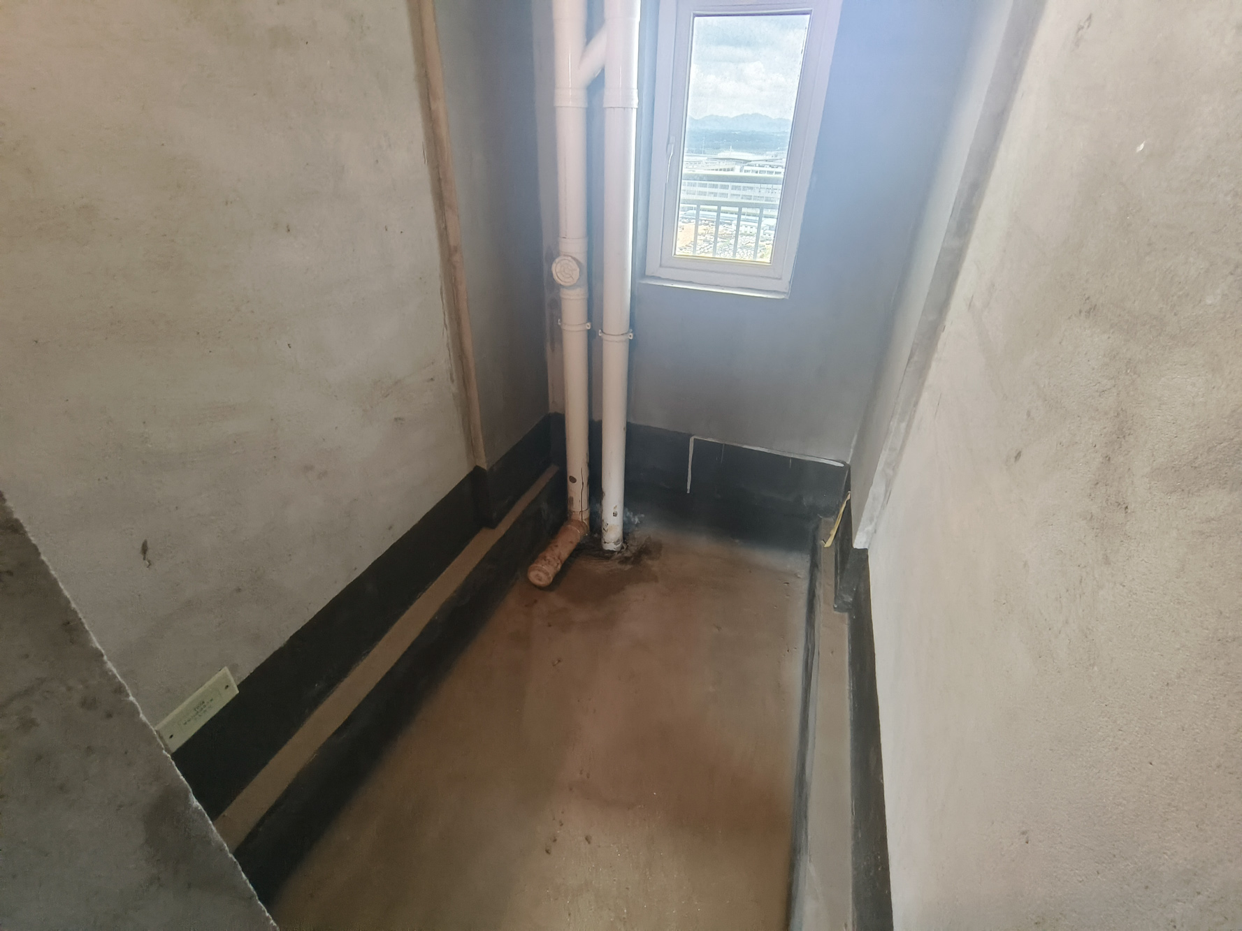 和悦城(蟠龙景苑) 4室2厅2卫 80.0万 和悦城(蟠龙景苑) 4室2厅2卫 80.0万卫生间