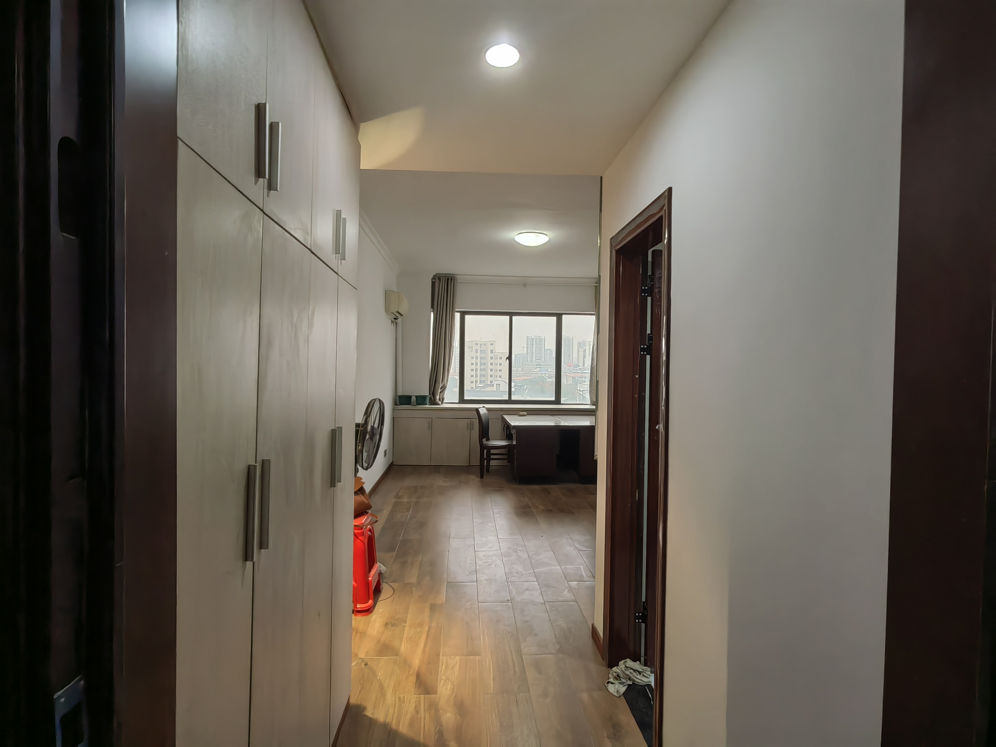 三湘大厦 1室1厅1卫 17.8万 三湘大厦 1室1厅1卫 17.8万室内图