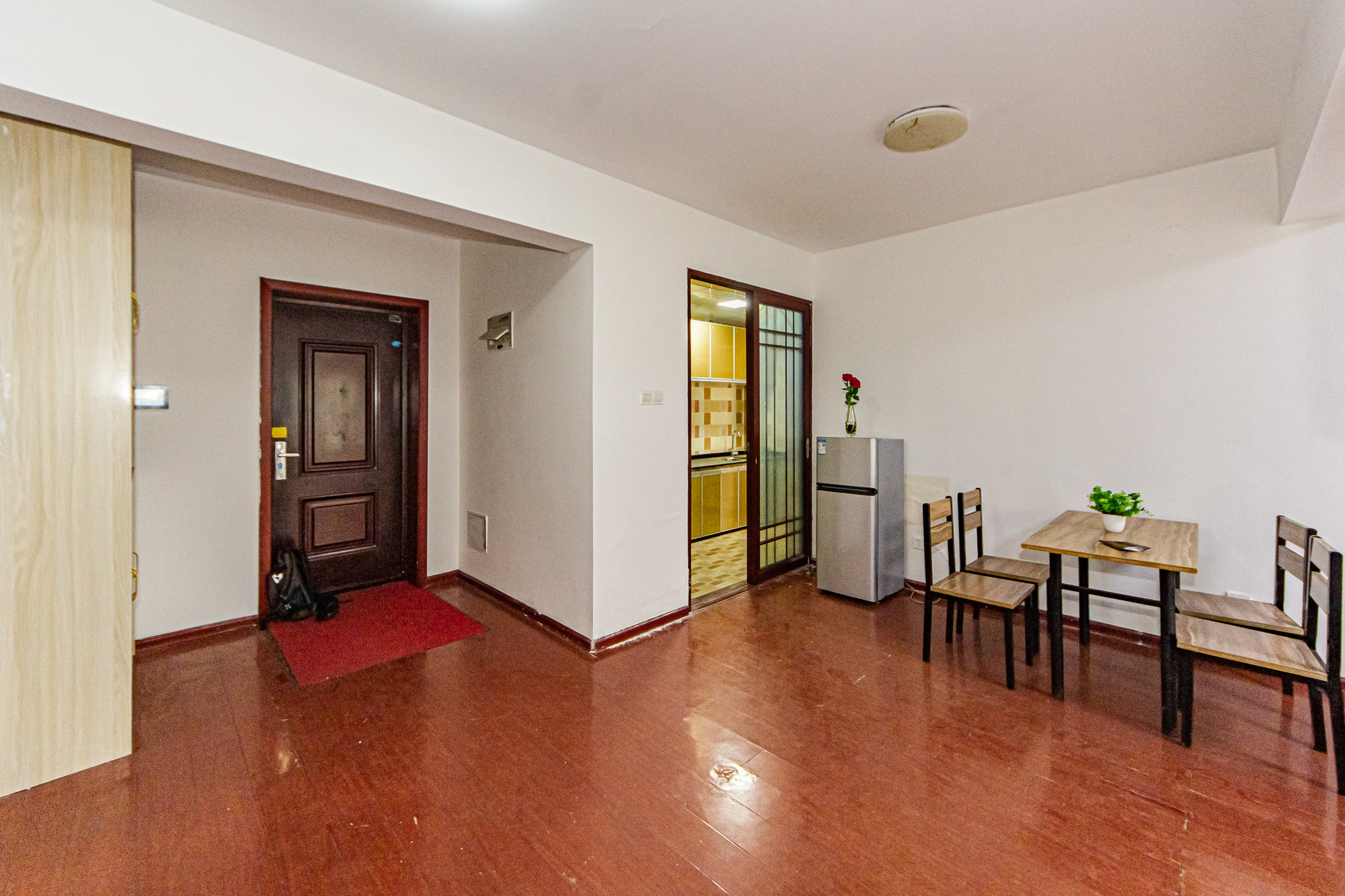 北辰三角洲D2区 2室2厅1卫 108.0万 北辰三角洲D2区 2室2厅1卫 108.0万客厅