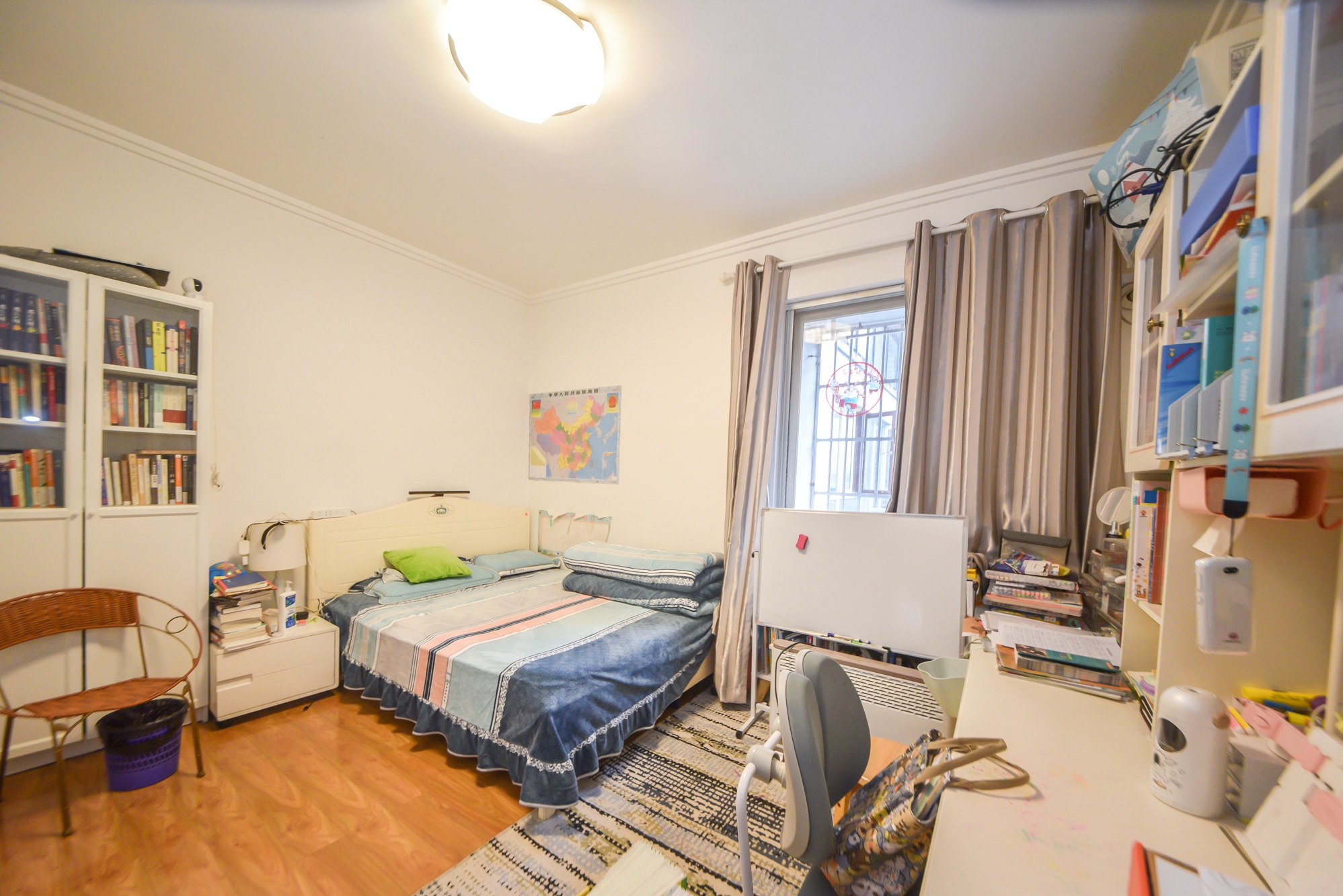 丽星景园  3室2厅1卫    115.0万卧室