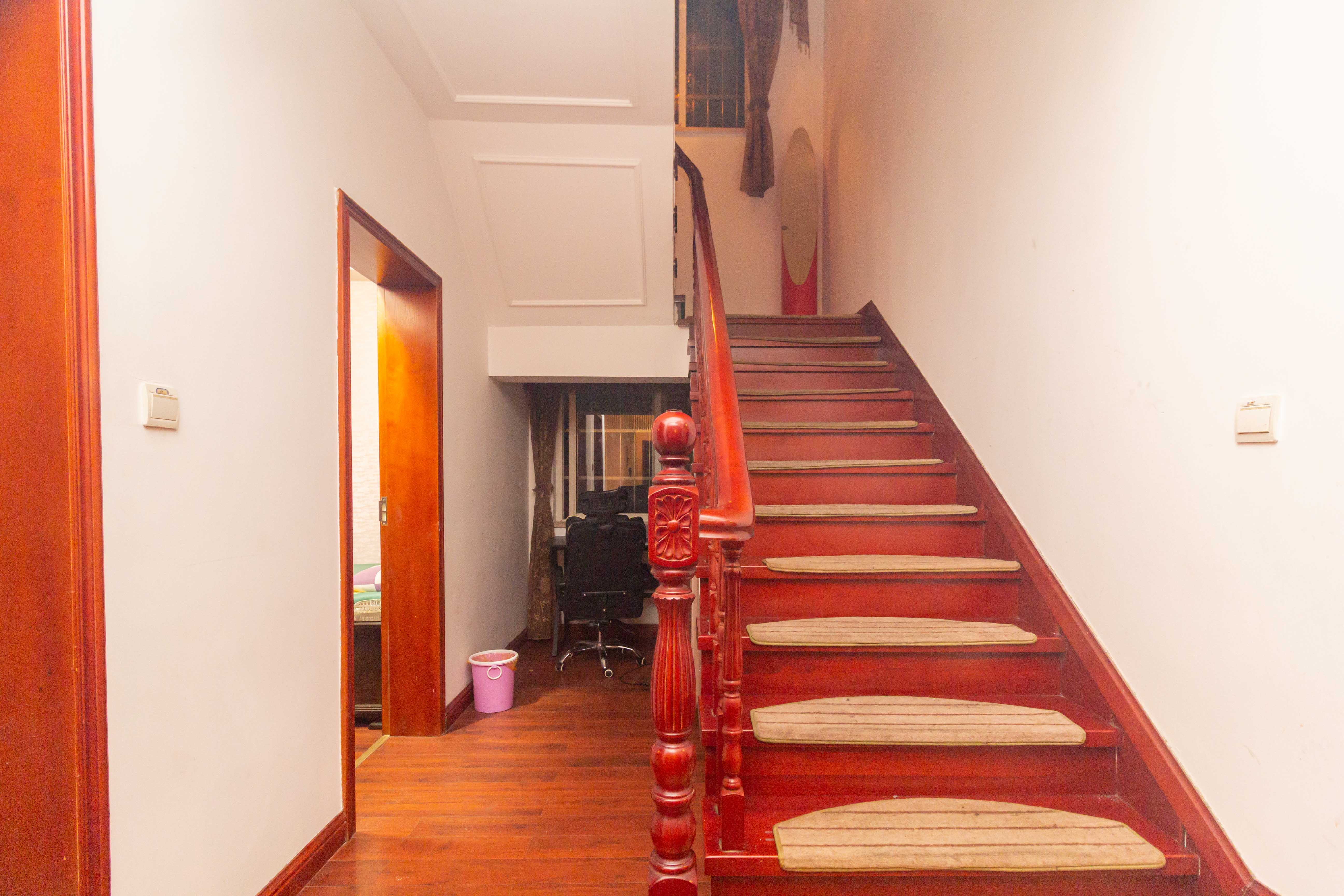 增辉凯旋帝景 5室3厅3卫 145.0万 增辉凯旋帝景 5室3厅3卫 145.0万其他