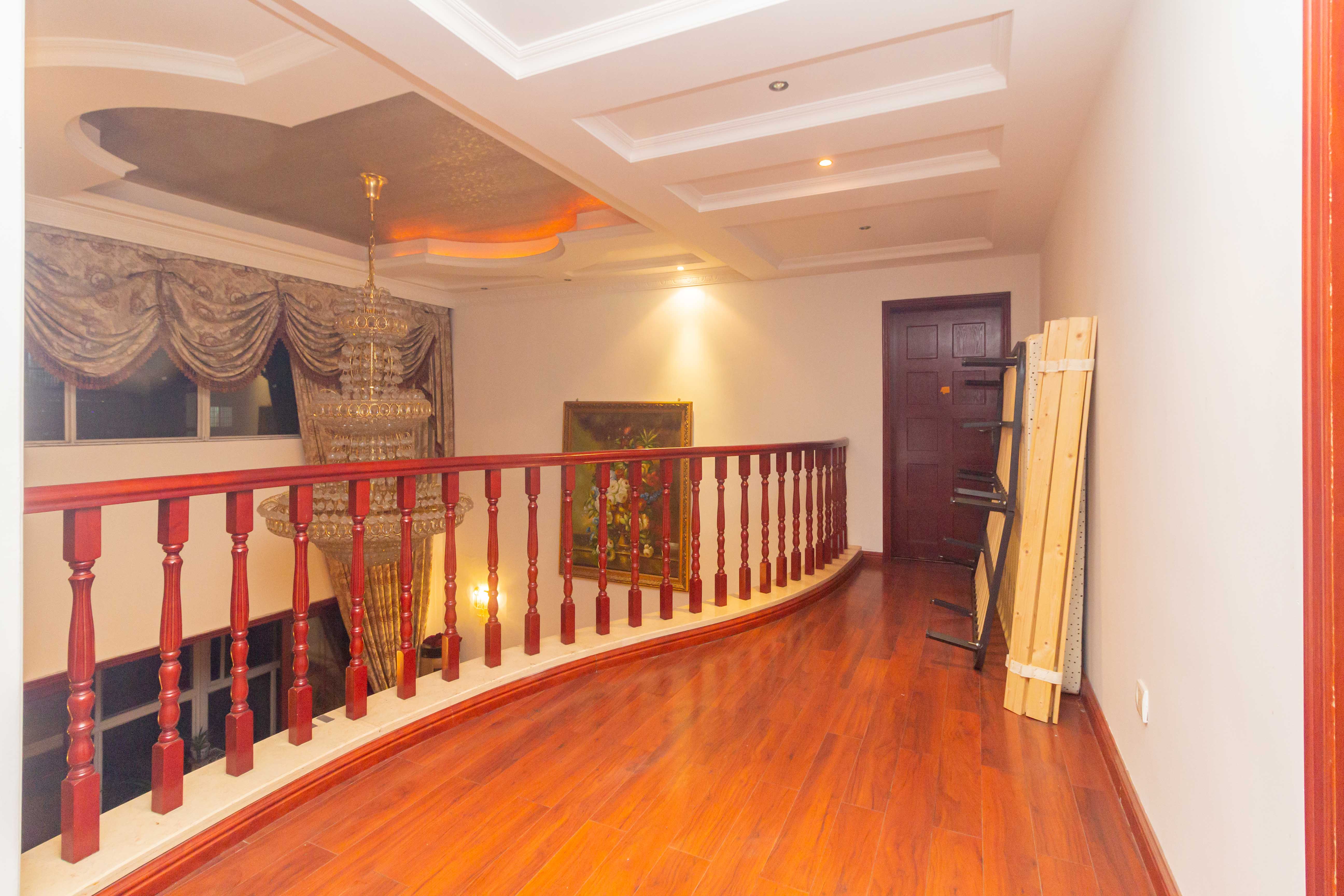 增辉凯旋帝景 5室3厅3卫 145.0万 增辉凯旋帝景 5室3厅3卫 145.0万其他