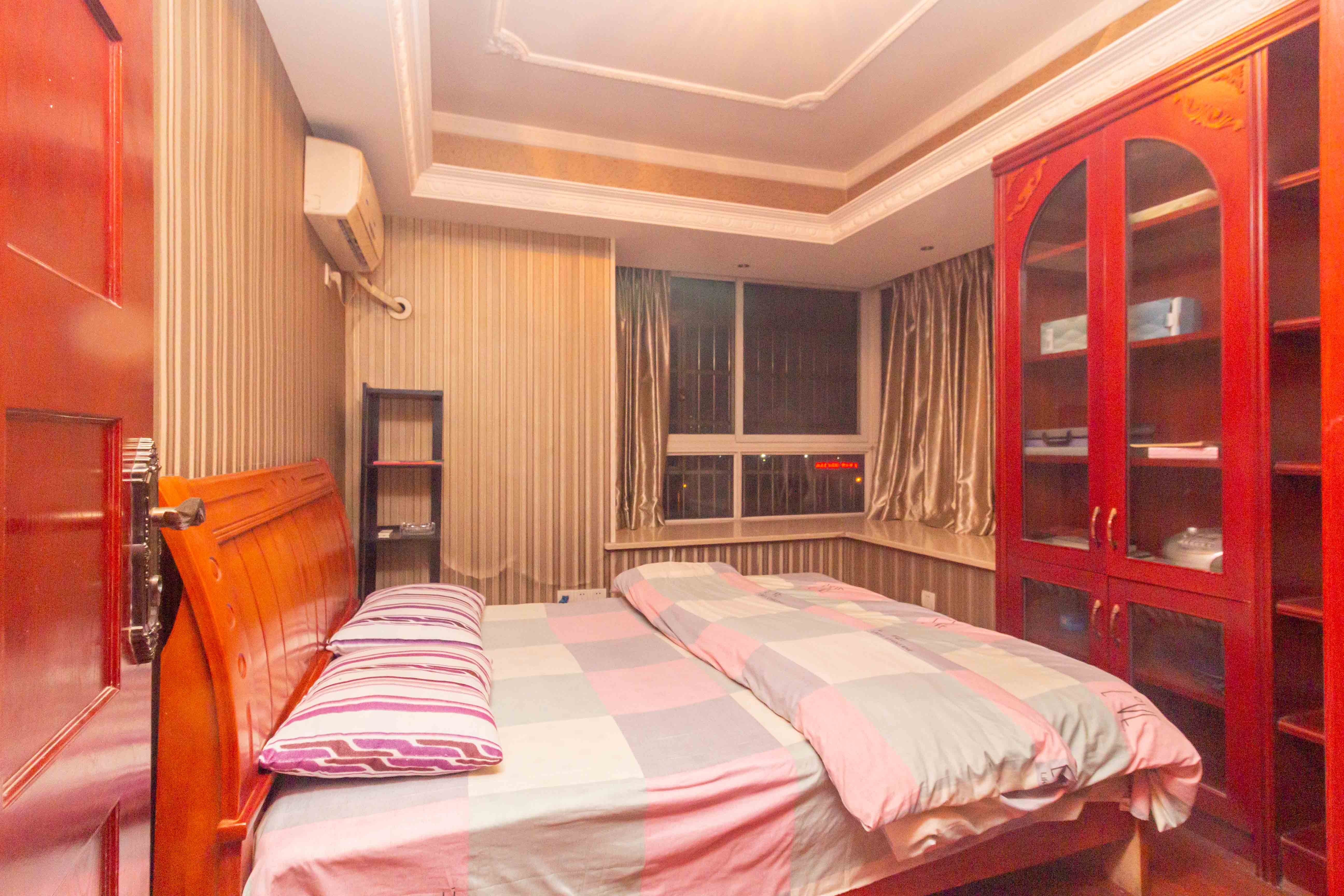 增辉凯旋帝景 5室3厅3卫 145.0万 增辉凯旋帝景 5室3厅3卫 145.0万卧室