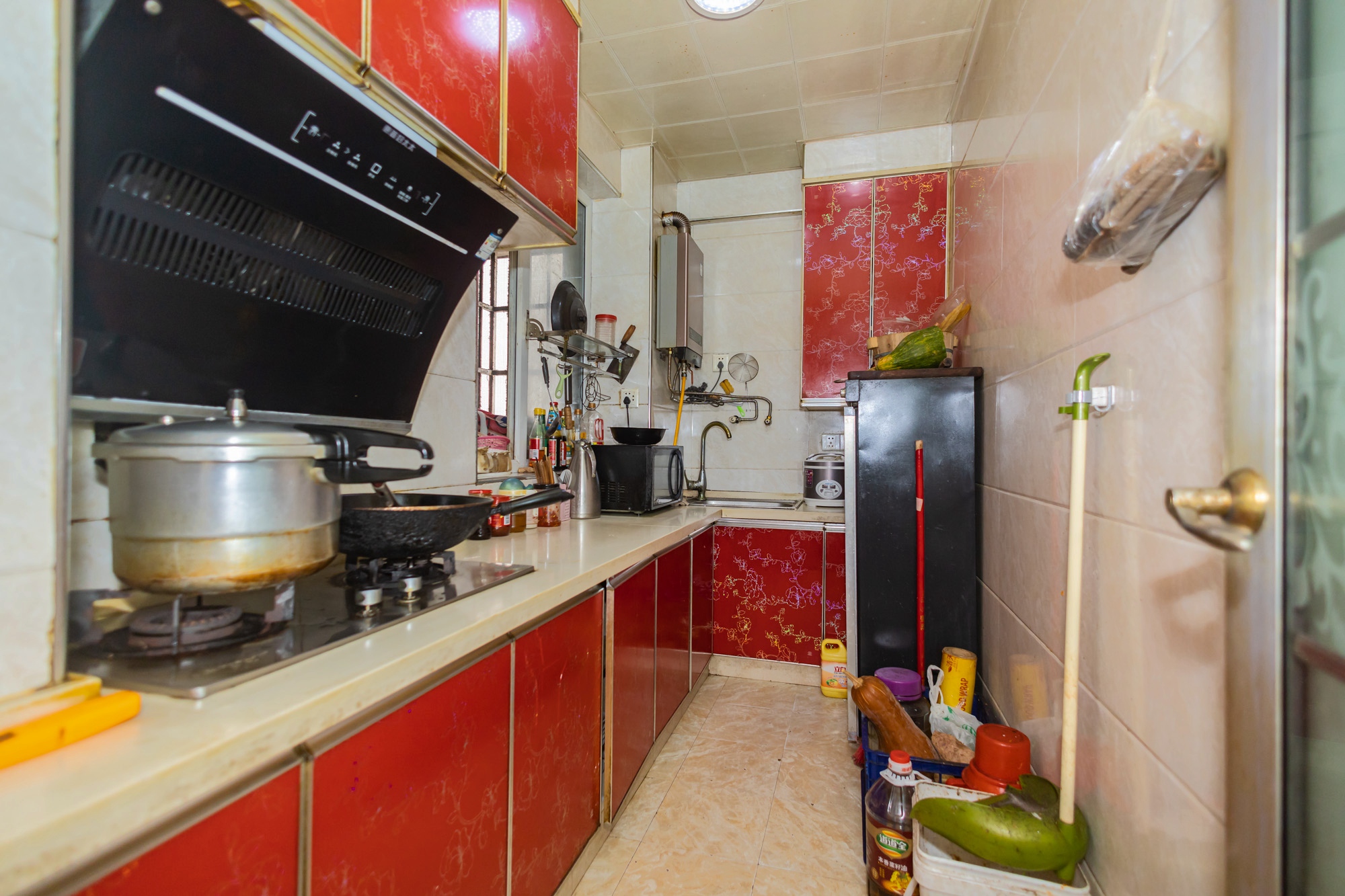 新长海广场  2室1厅1卫    45.9万 新长海广场  2室1厅1卫    45.9万厨房