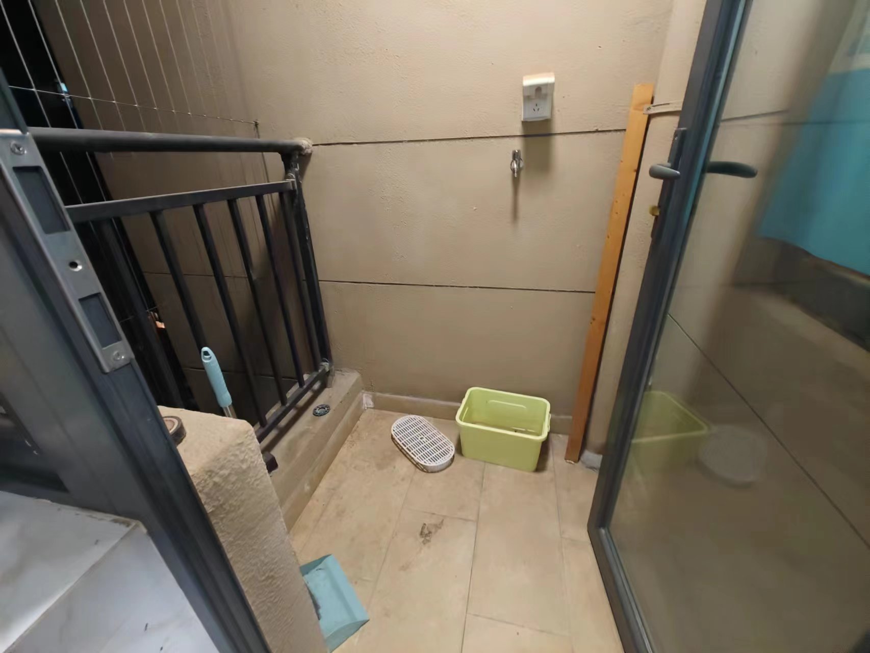 恒大华府 0室0厅0卫 61.0万 恒大华府 0室0厅0卫 61.0万室内图