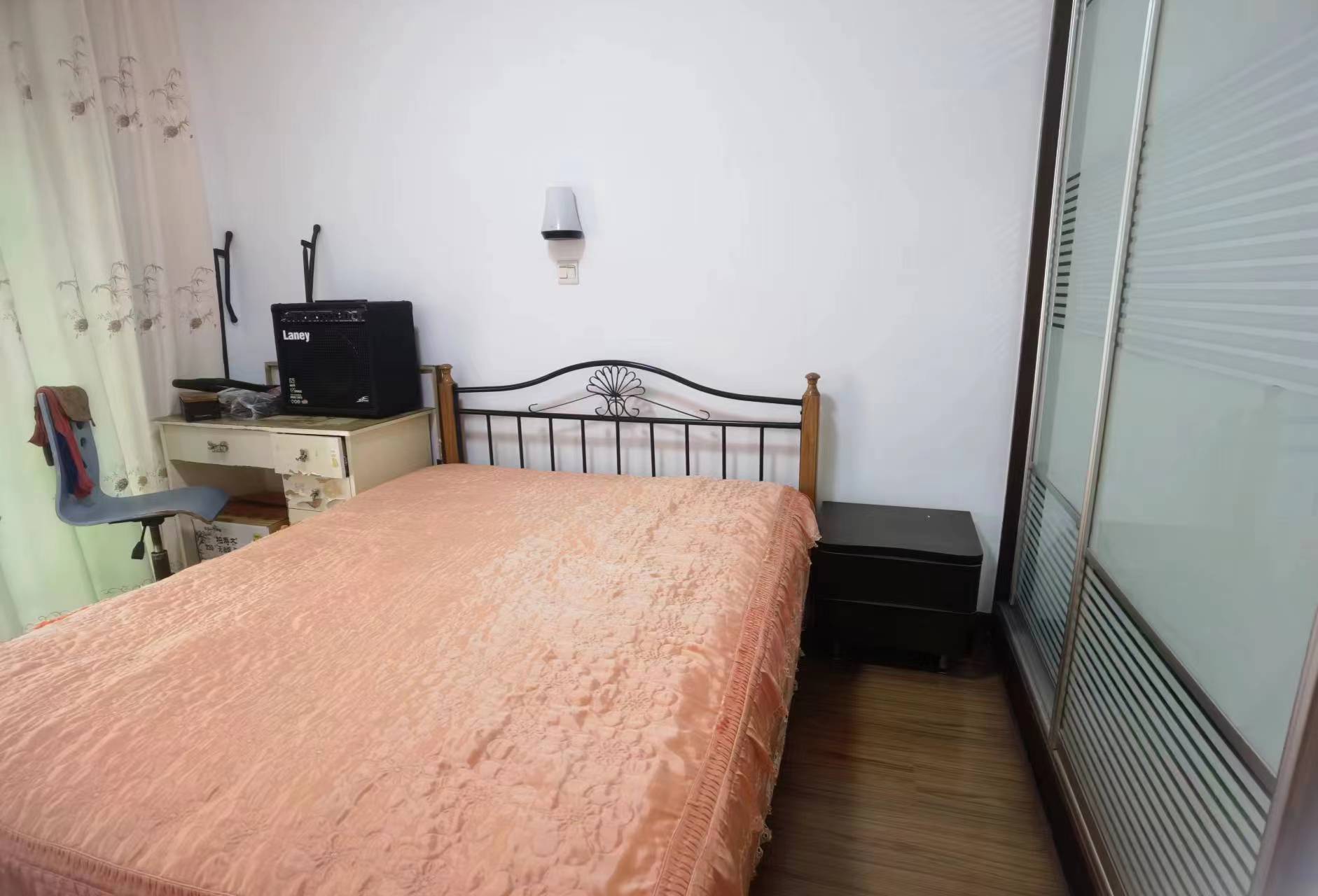 四季花园 3室2厅2卫 75.0万 四季花园 3室2厅2卫 75.0万室内图