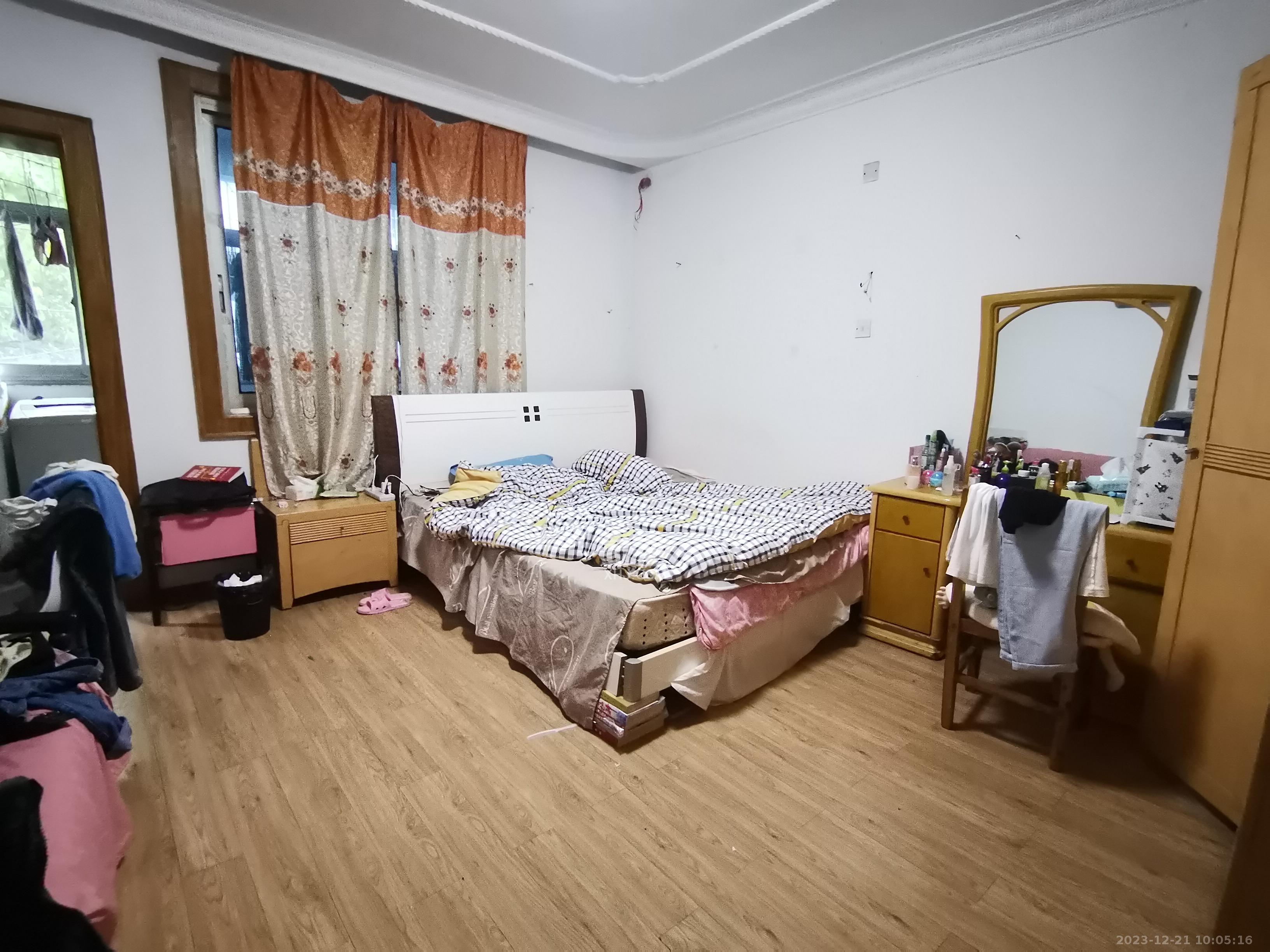 官塘沖社區(qū)建安小區(qū)  2室2廳1衛(wèi)    1400.0元/月室內(nèi)圖