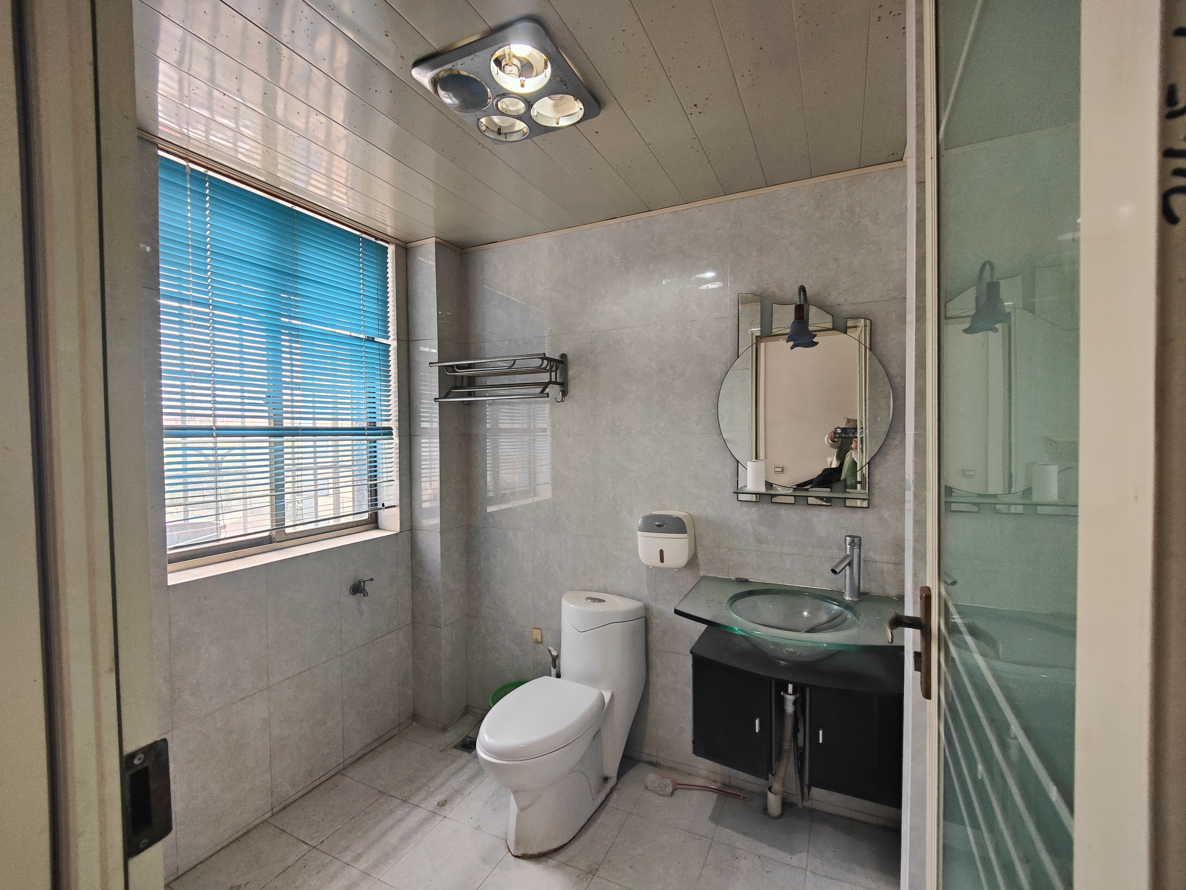 株洲华苑小区  4室2厅2卫    54.0万 株洲华苑小区  4室2厅2卫    54.0万室内图