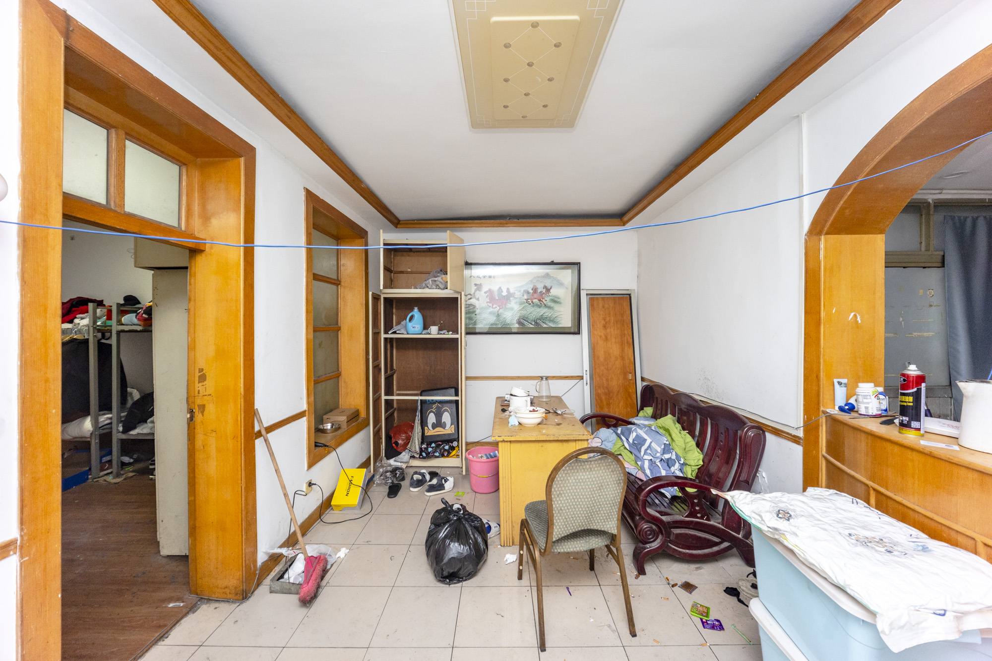 海利宿舍 3室2厅1卫 68.8万 海利宿舍 3室2厅1卫 68.8万客厅