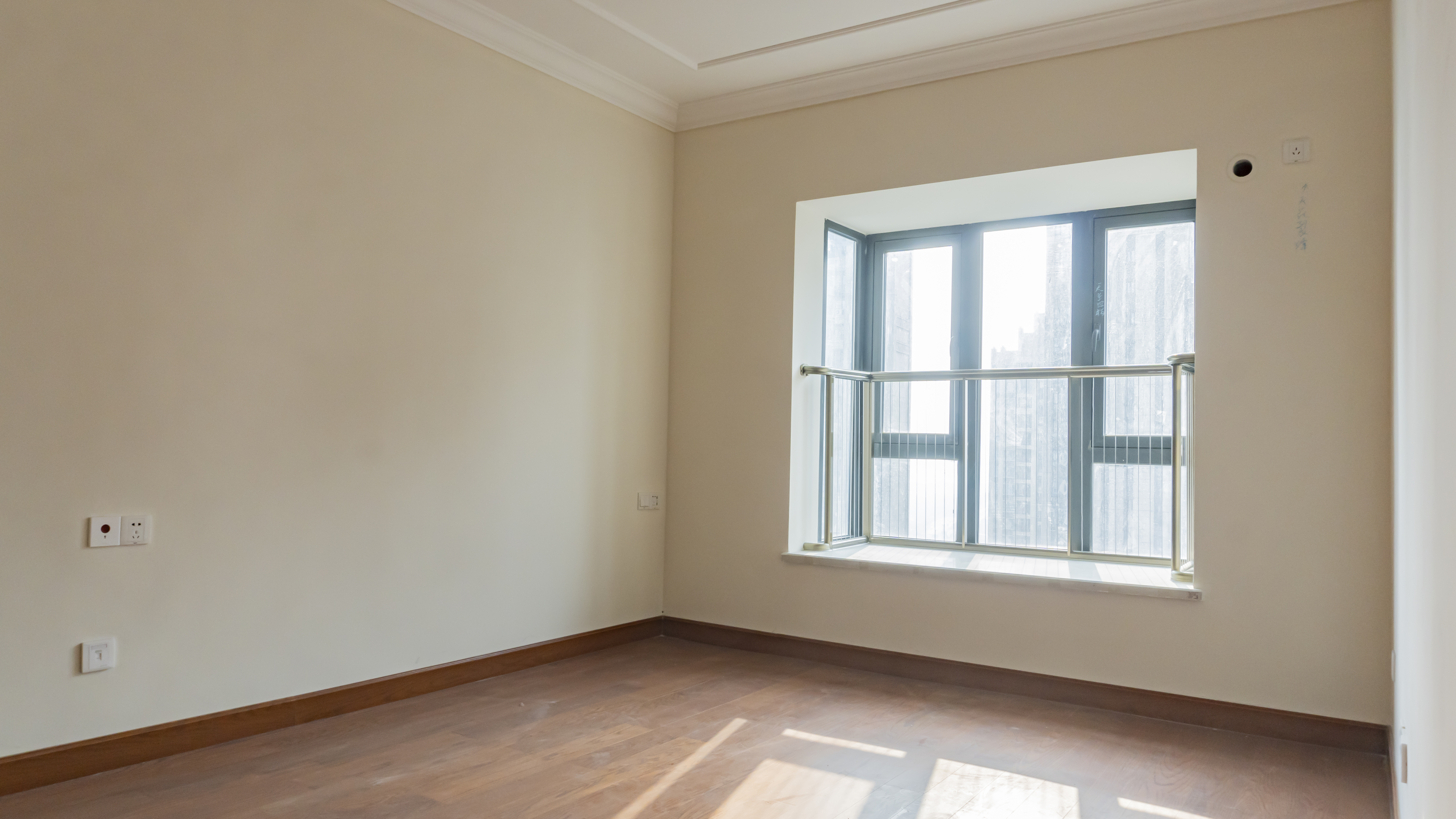 恒大名都 3室2厅2卫 82.8万 恒大名都 3室2厅2卫 82.8万其他