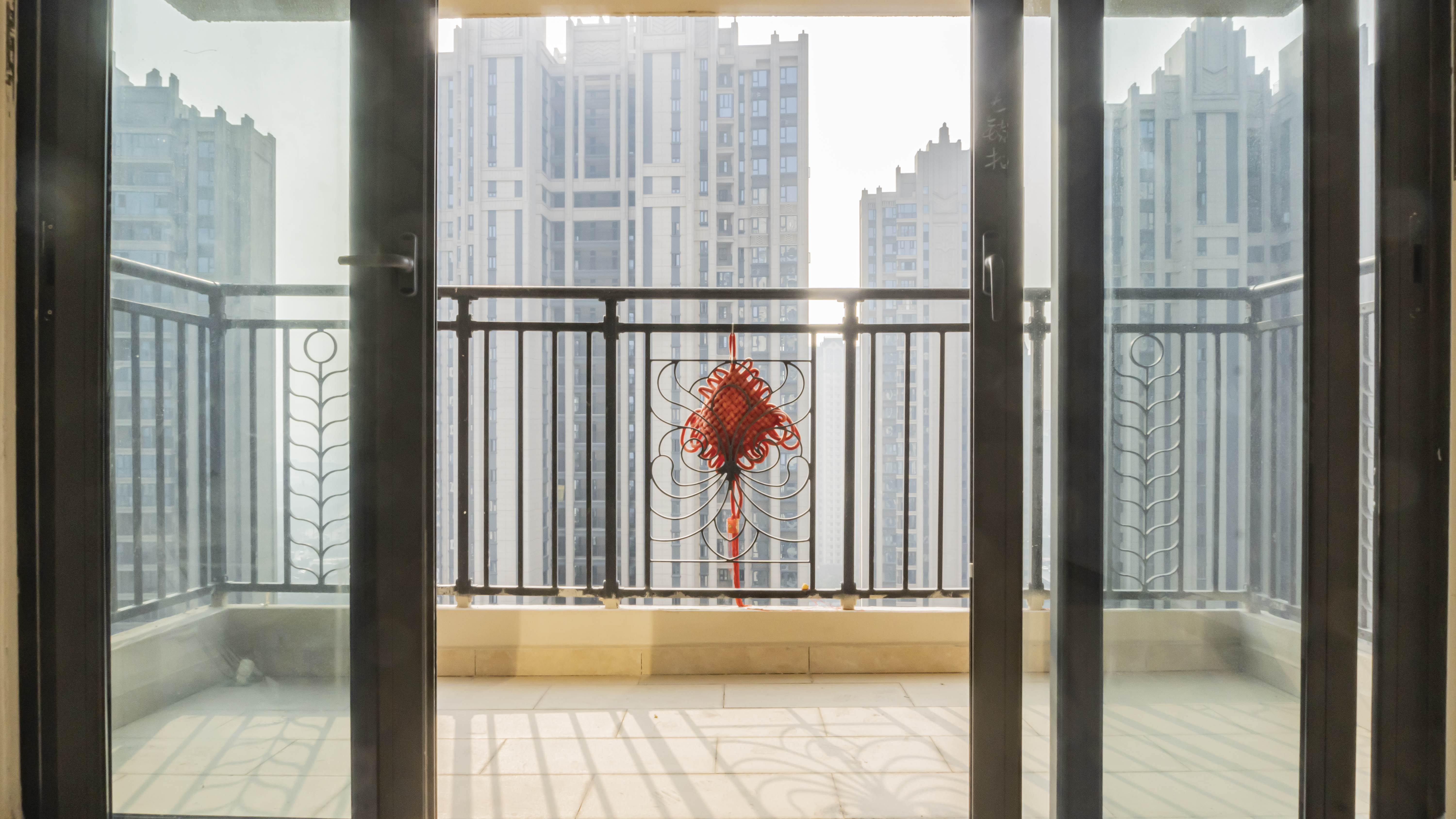 恒大名都 3室2厅2卫 82.8万 恒大名都 3室2厅2卫 82.8万其他