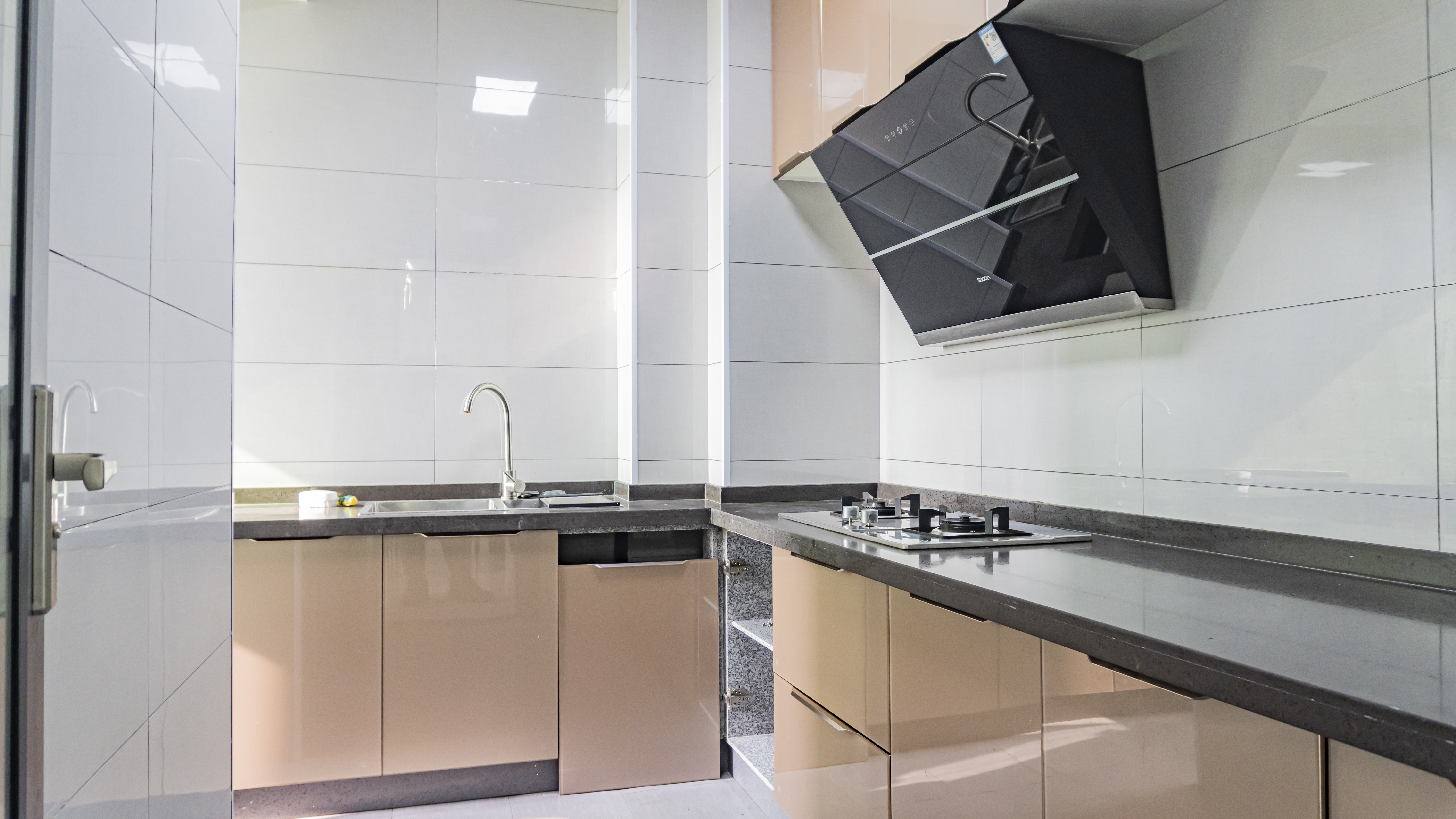 领仕汇  2室2厅1卫    51.8万 领仕汇  2室2厅1卫    51.8万其他