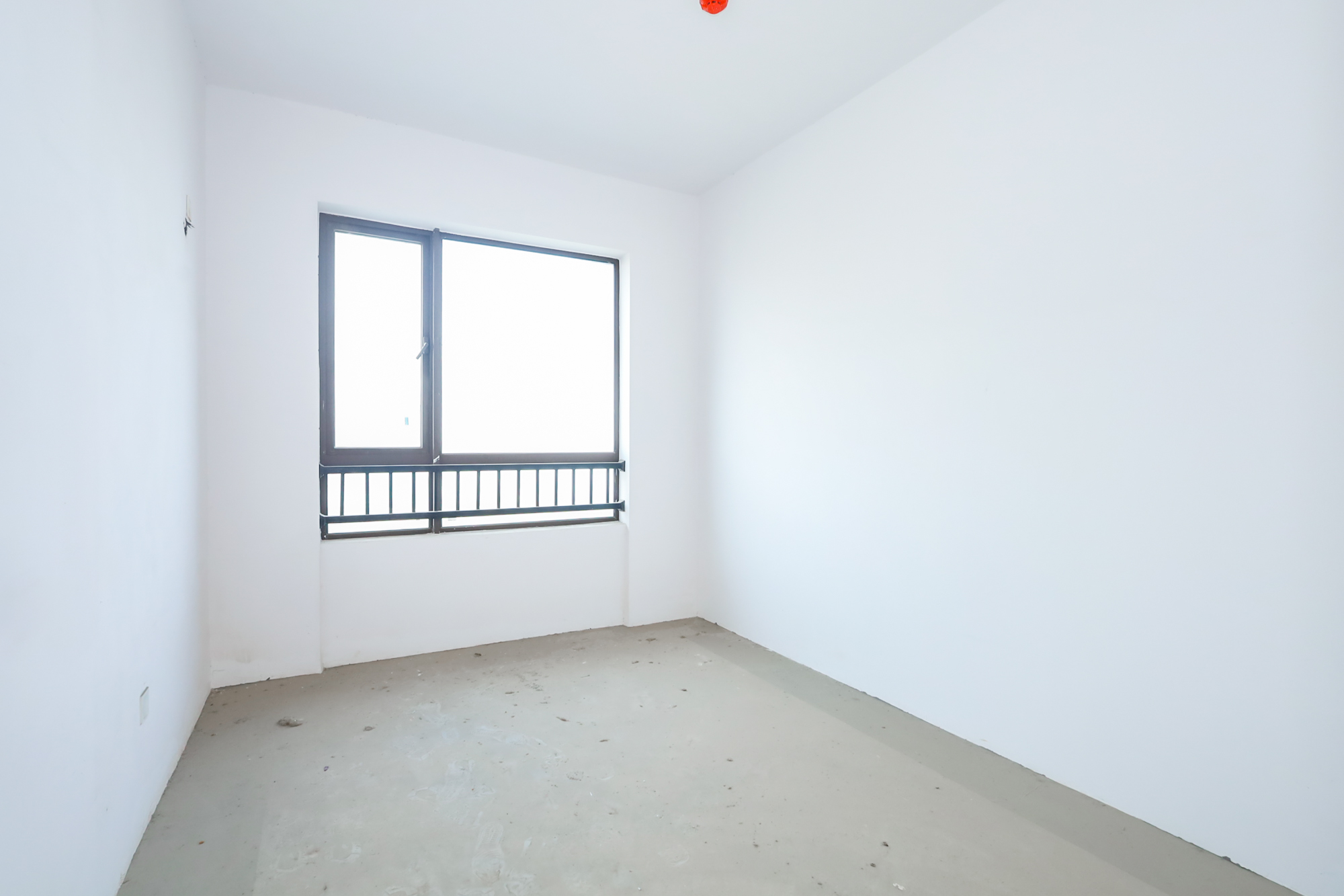 世茂外滩里（世茂铂翠湾三期）  4室2厅2卫    275.0万卧室