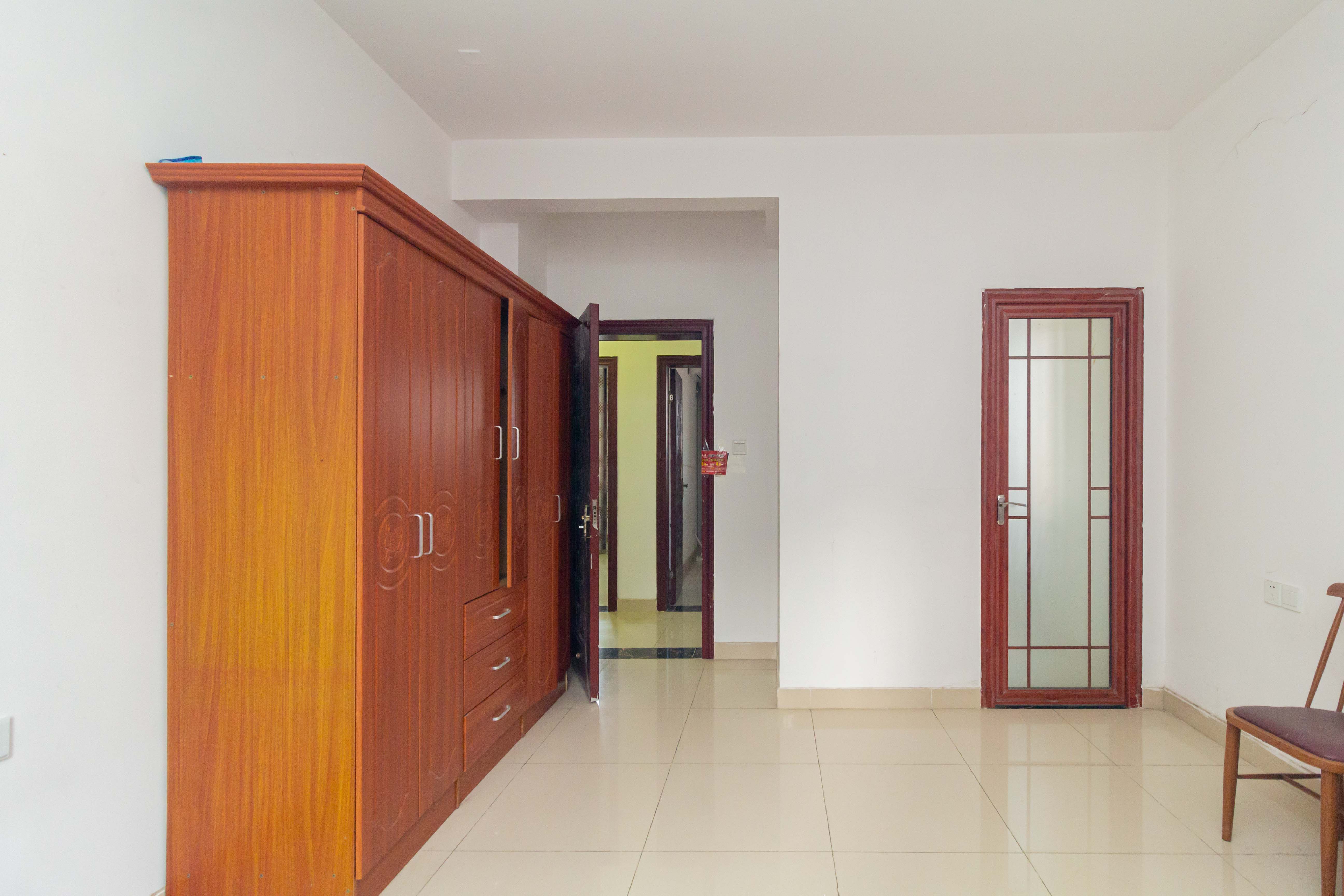 三景国际  4室2厅1卫    81.0万 三景国际  4室2厅1卫    81.0万卧室