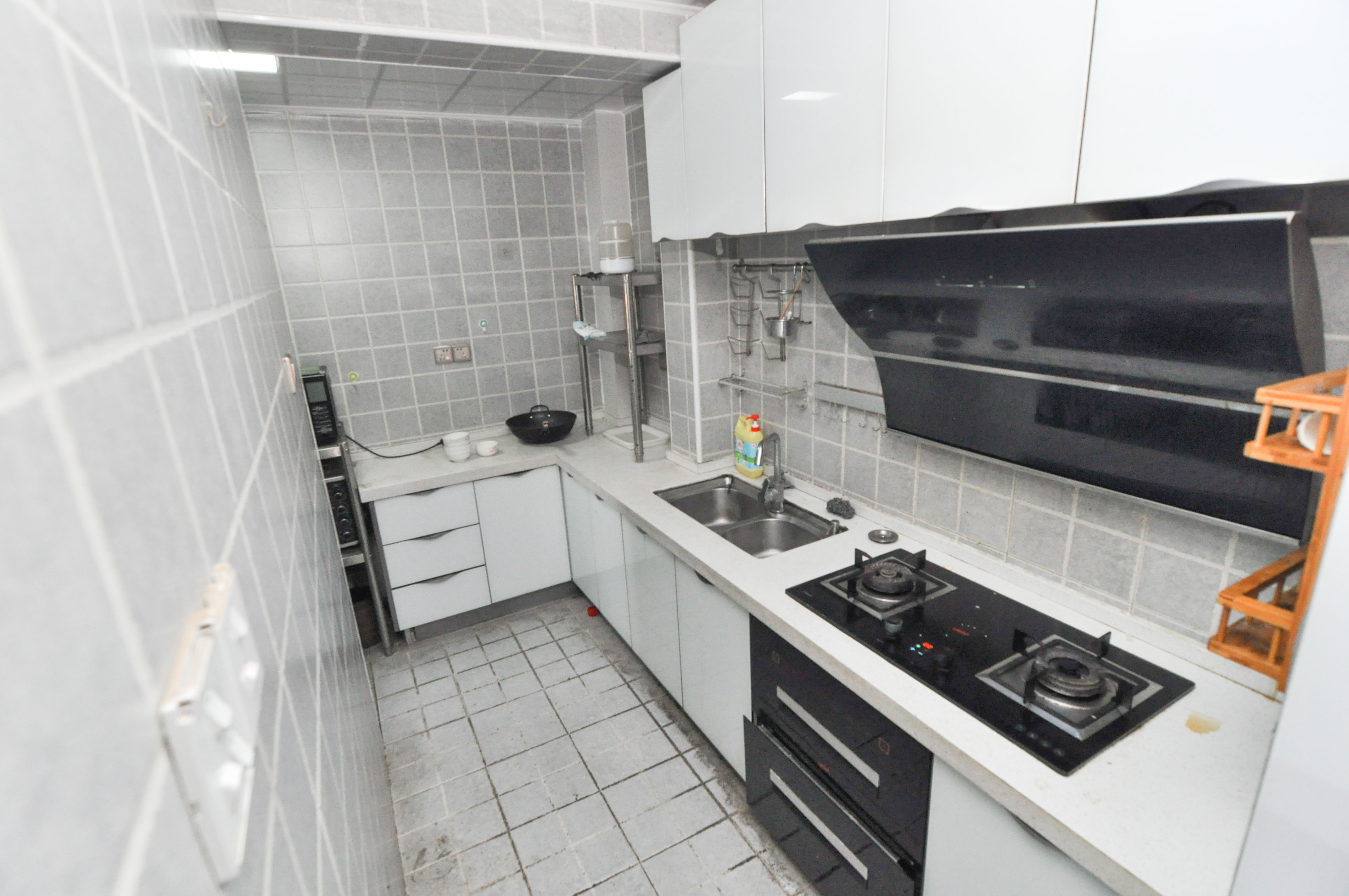 中海梅溪湖壹号  3室2厅1卫    125.0万 中海梅溪湖壹号  3室2厅1卫    125.0万厨房