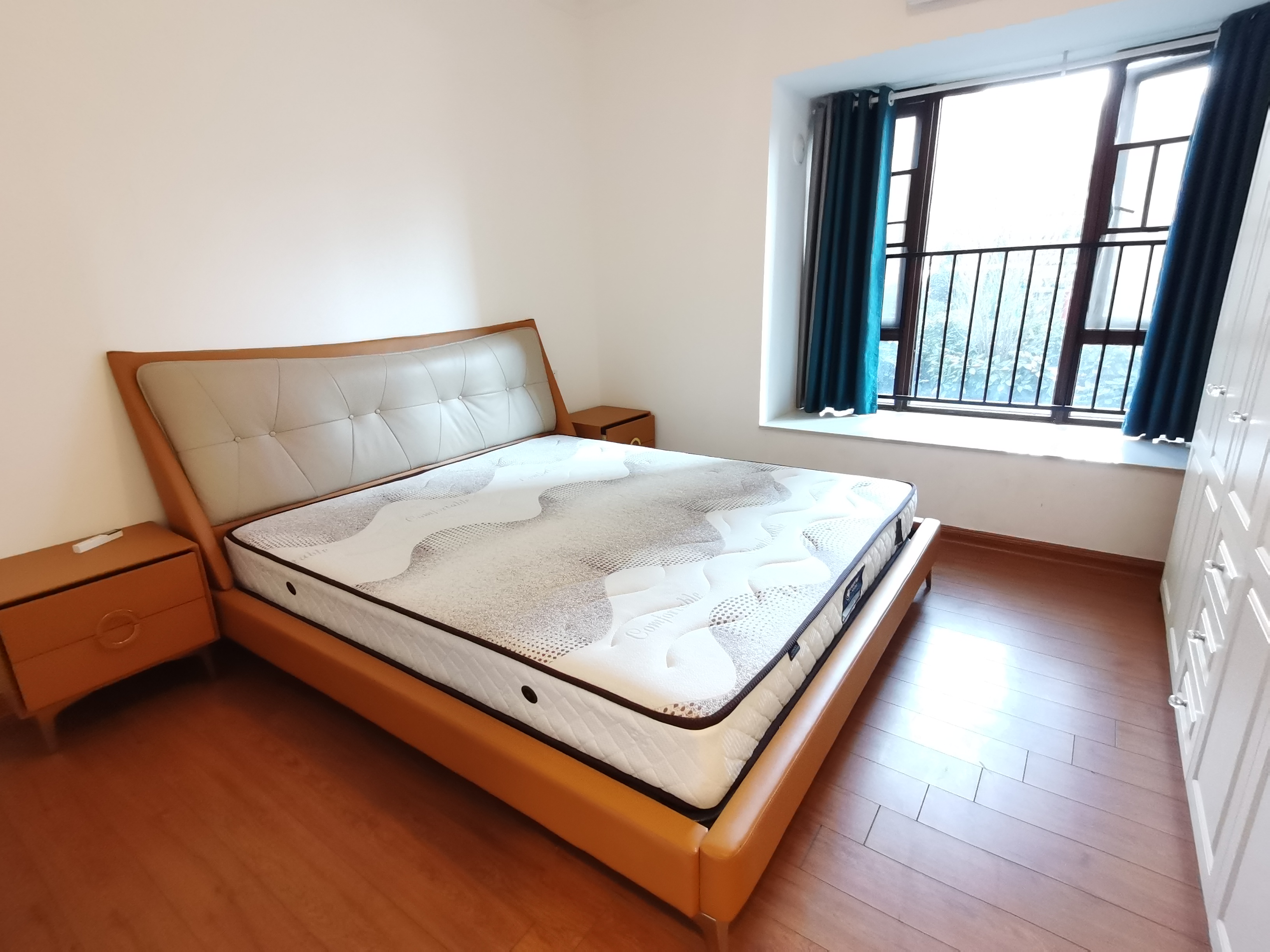 碧桂园  4室2厅2卫   96.00万室内图