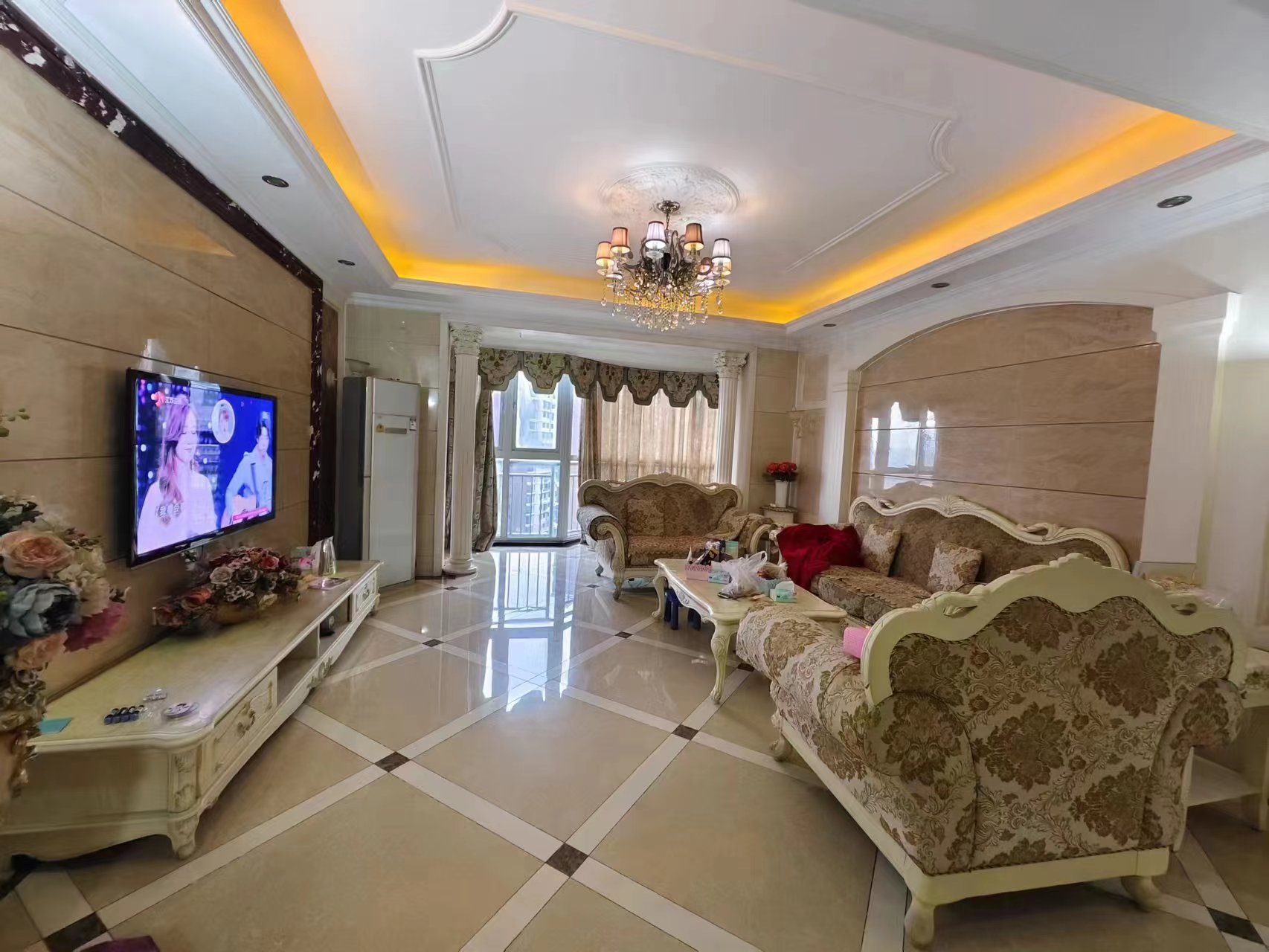 天鹅花园 6室3厅4卫 118.0万 天鹅花园 6室3厅4卫 118.0万室内图