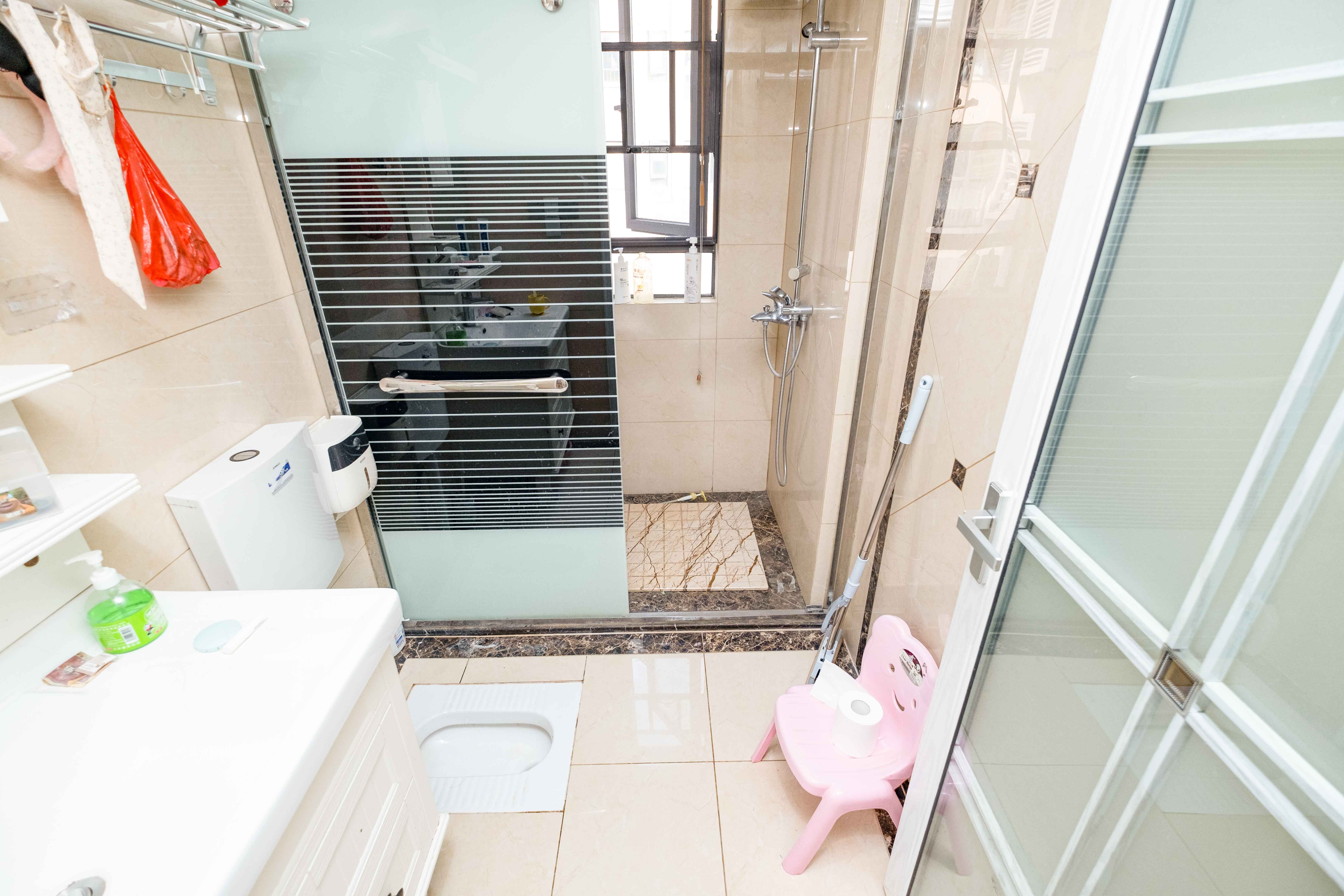 汇金城/嘉华城(二期、三期) 3室2厅2卫 108.8万 汇金城/嘉华城(二期、三期) 3室2厅2卫 108.8万卫生间