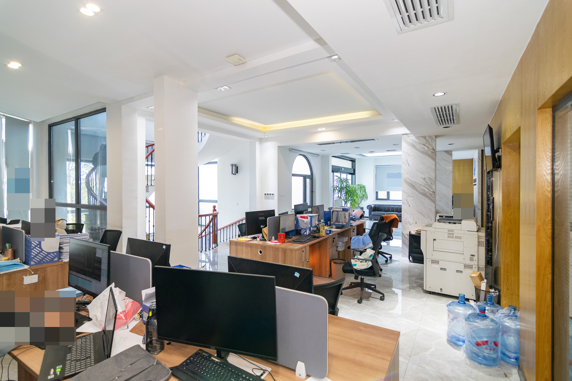 中粮北纬28°别墅 6室2厅4卫 830.0万 中粮北纬28°别墅 6室2厅4卫 830.0万客厅