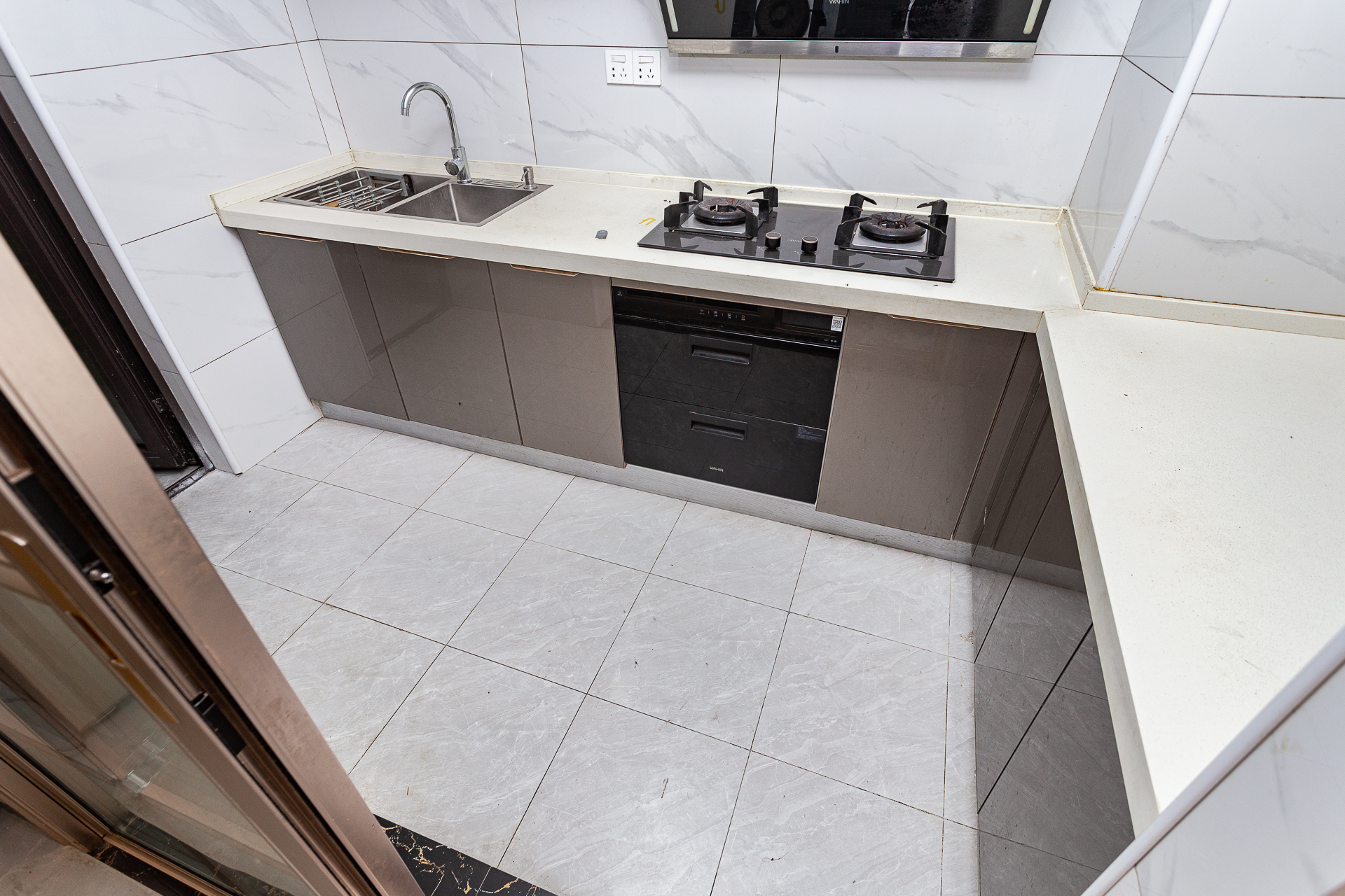 时代倾城五期 3室2厅2卫 107.8万 时代倾城五期 3室2厅2卫 107.8万厨房