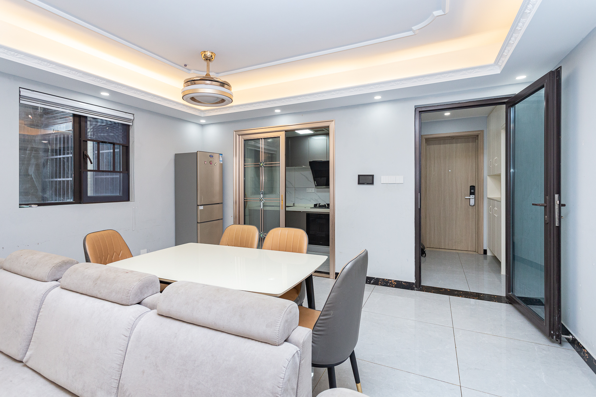 时代倾城五期 3室2厅2卫 107.8万 时代倾城五期 3室2厅2卫 107.8万其他