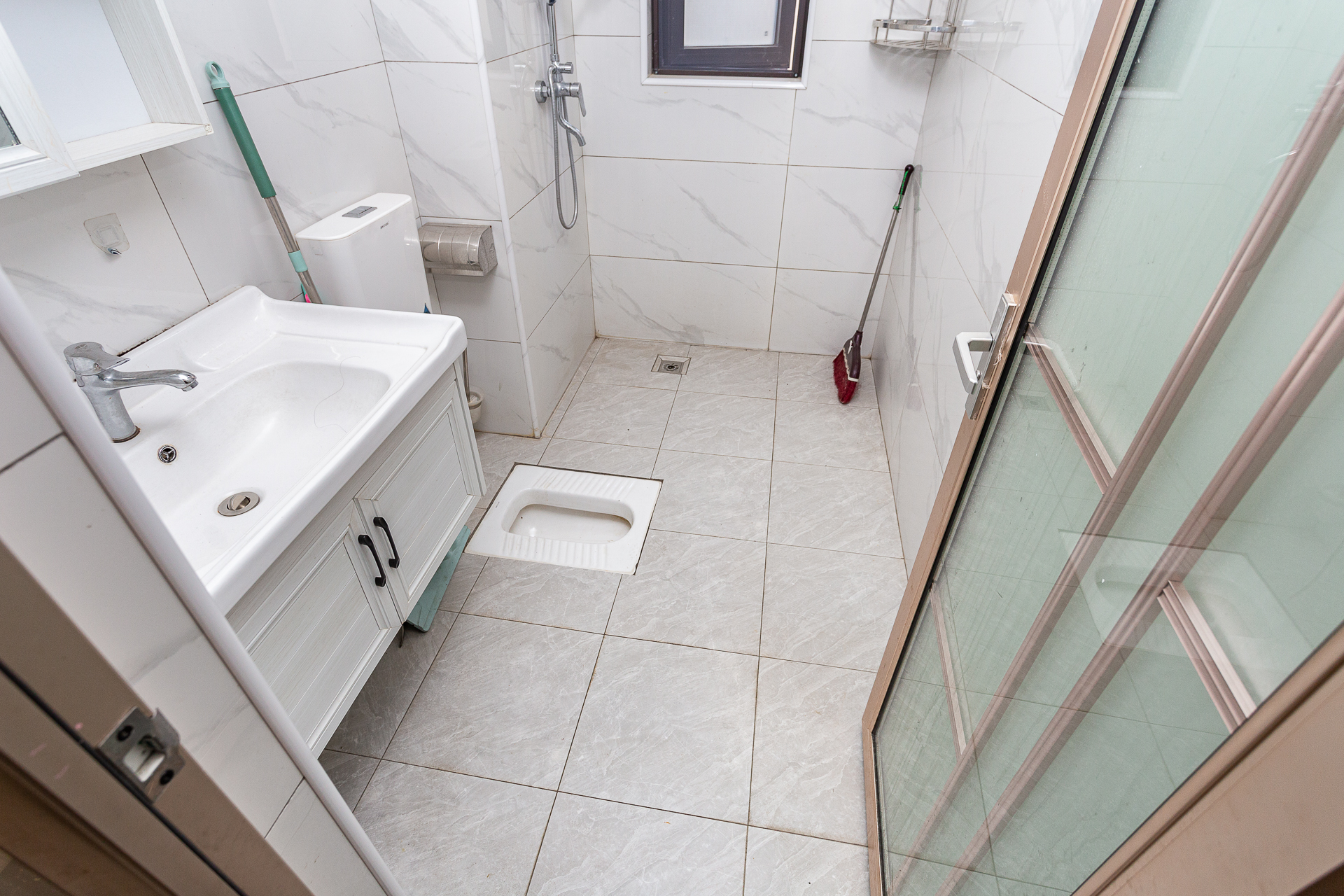 时代倾城五期 3室2厅2卫 107.8万 时代倾城五期 3室2厅2卫 107.8万卫生间