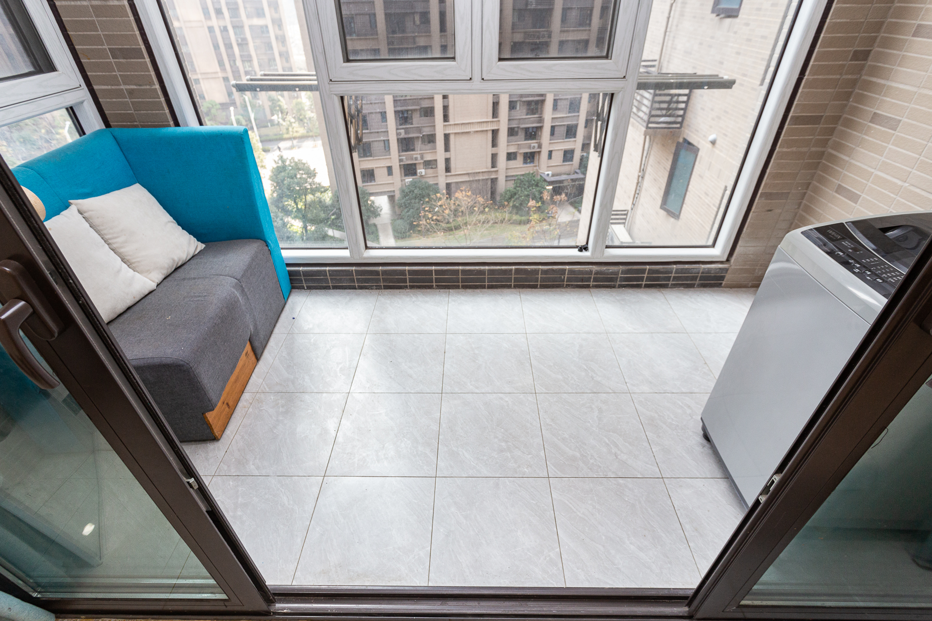 时代倾城五期 3室2厅2卫 107.8万 时代倾城五期 3室2厅2卫 107.8万阳台