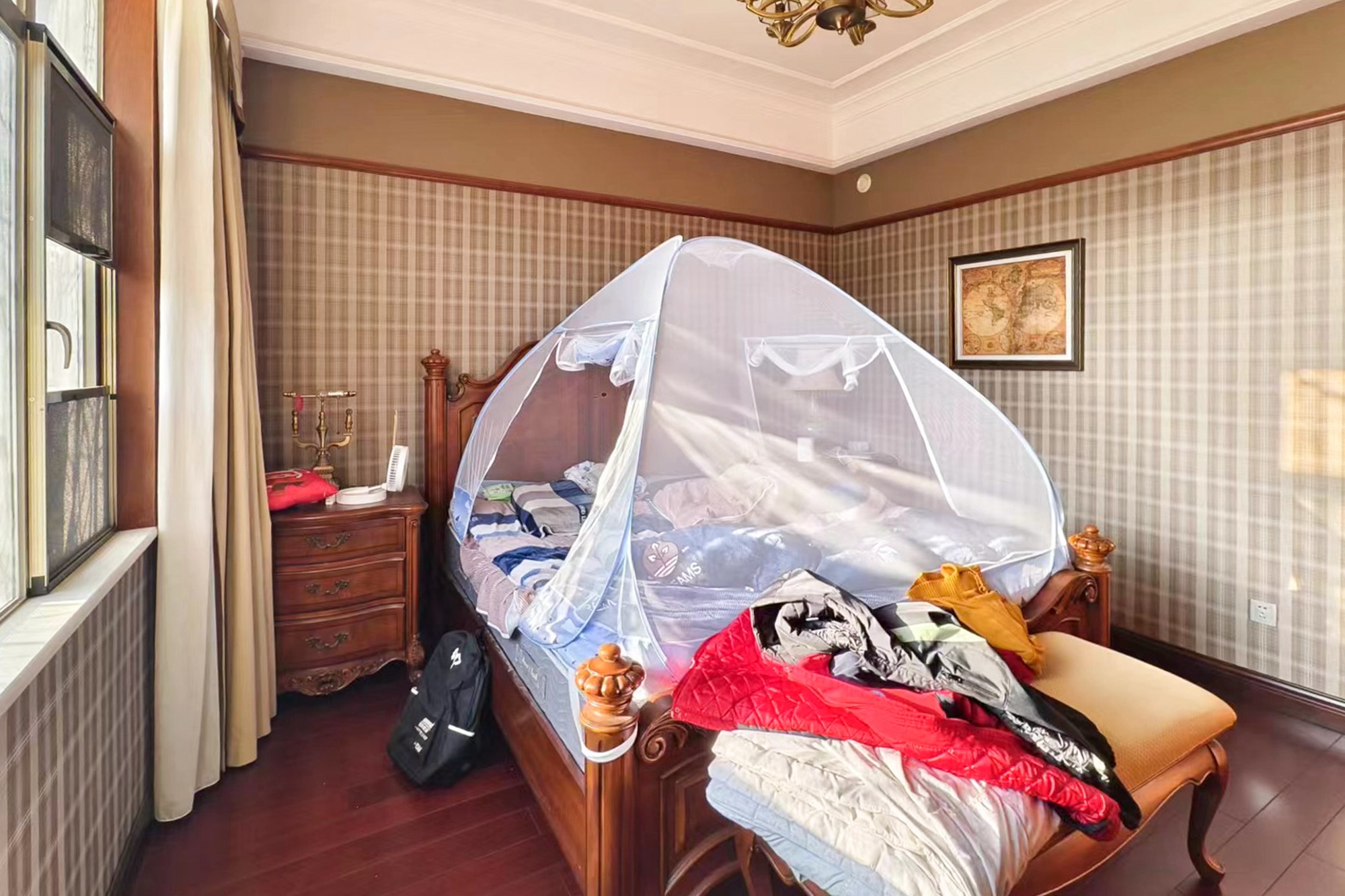 碧桂园威尼斯城  7室3厅6卫    680.0万 碧桂园威尼斯城  7室3厅6卫    680.0万卧室