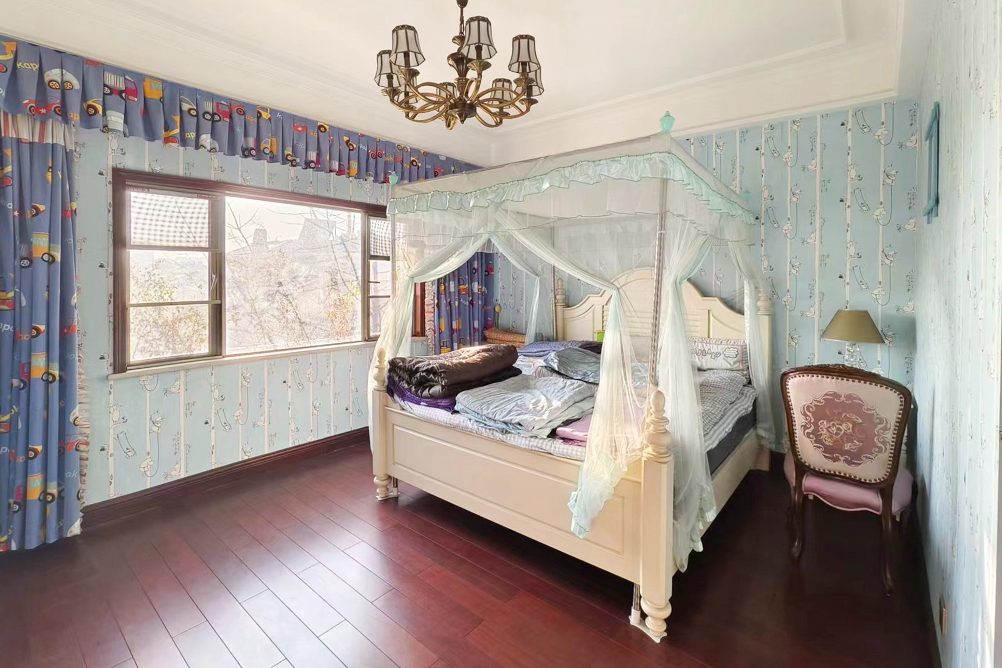 碧桂园威尼斯城  7室3厅6卫    680.0万 碧桂园威尼斯城  7室3厅6卫    680.0万卧室