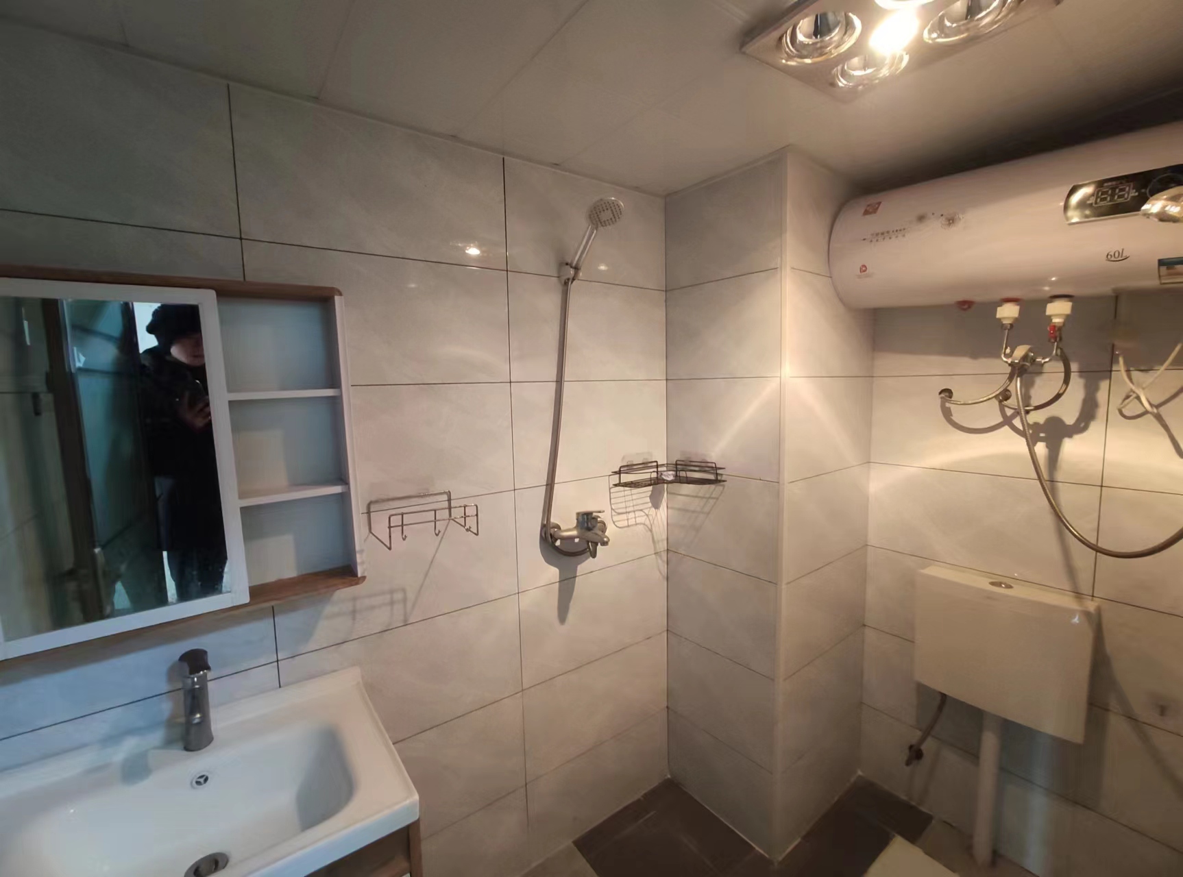 凯风珑城 1室1厅1卫 18.0万 凯风珑城 1室1厅1卫 18.0万室内图